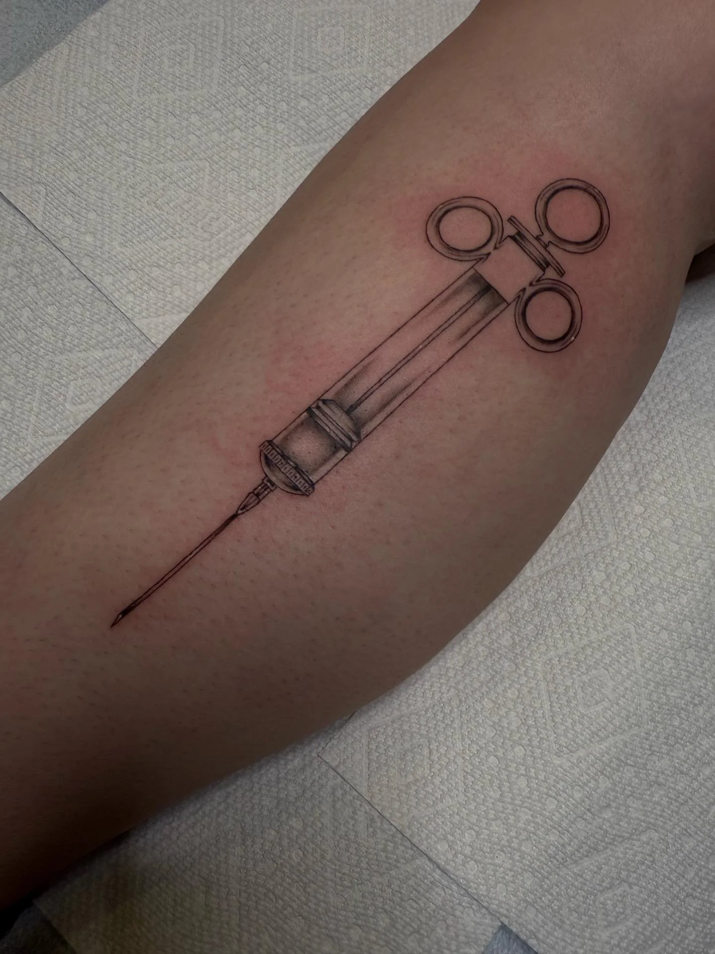 &bull; @inkedbykz &bull;
We have availability for walk-in tattoos and piercings until 5:30pm!
Shop Info / Appointments
734-479-2420 &bull; liquidchaostattoos.com
&mdash; &mdash;

#tattoostudio #tattoo #tattoos #tattooartist #ink tattooart inked tatto