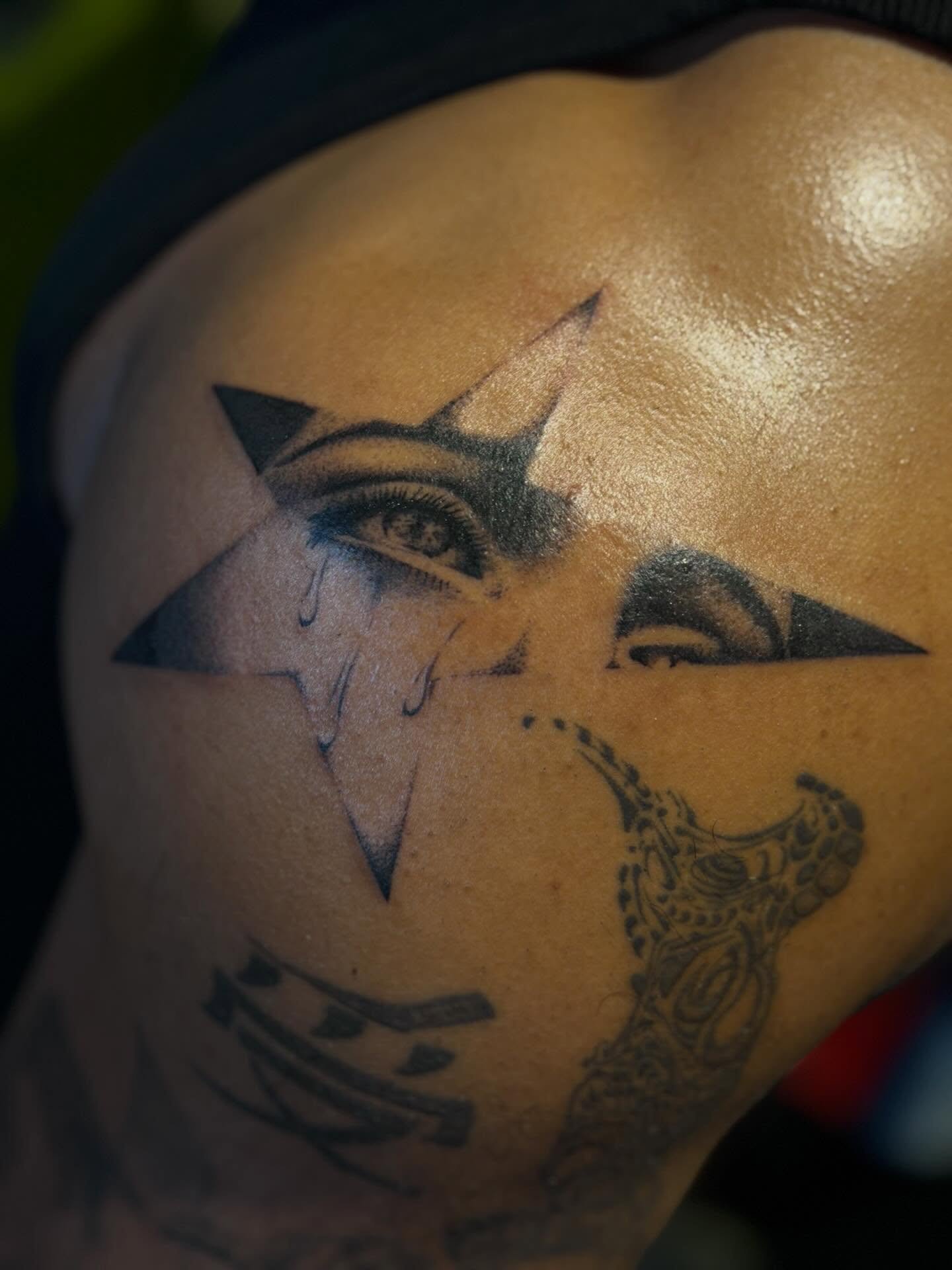 Tattoo dump of a few recents from the expo, and back at the shop! Thank you everyone for all the trust! I&rsquo;m booking for April at the moment! Any tattoo inquiries feel free to reach out via email or dm me your ideas!! 

#tattoo #blackandgreytatt