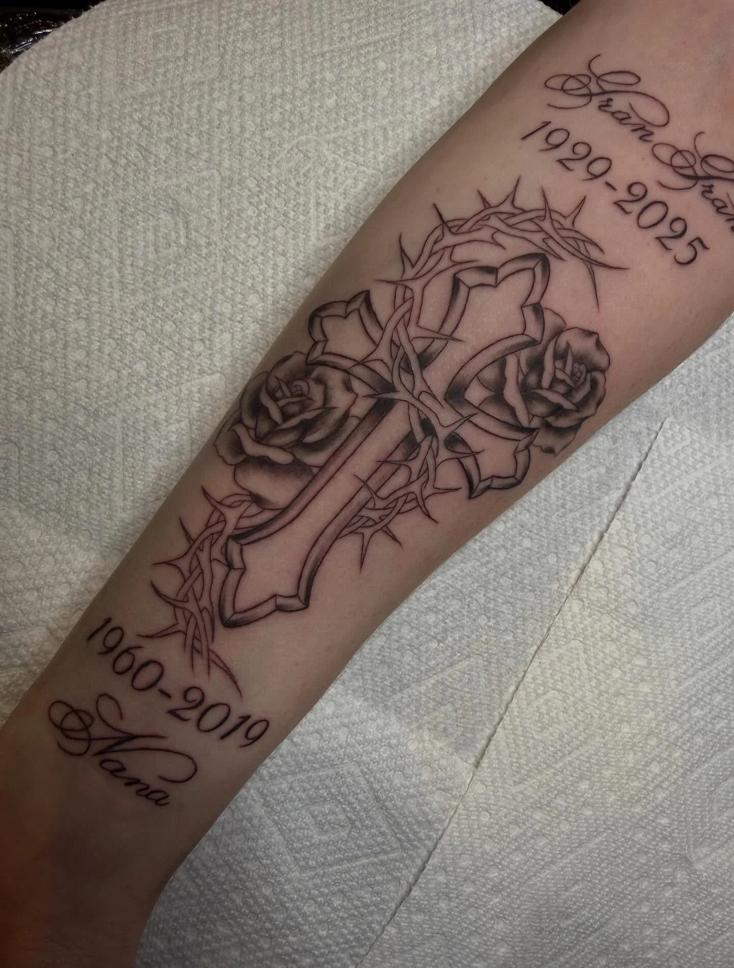 in loving memory. 
memorial tattoo for jason ! thank you so much for not only such a special design, but for your first tattoo ! 
-
#finelinememorialtattoo #blackandgreytattoo #memorialtattoo #michigantattooartist #tattoos
