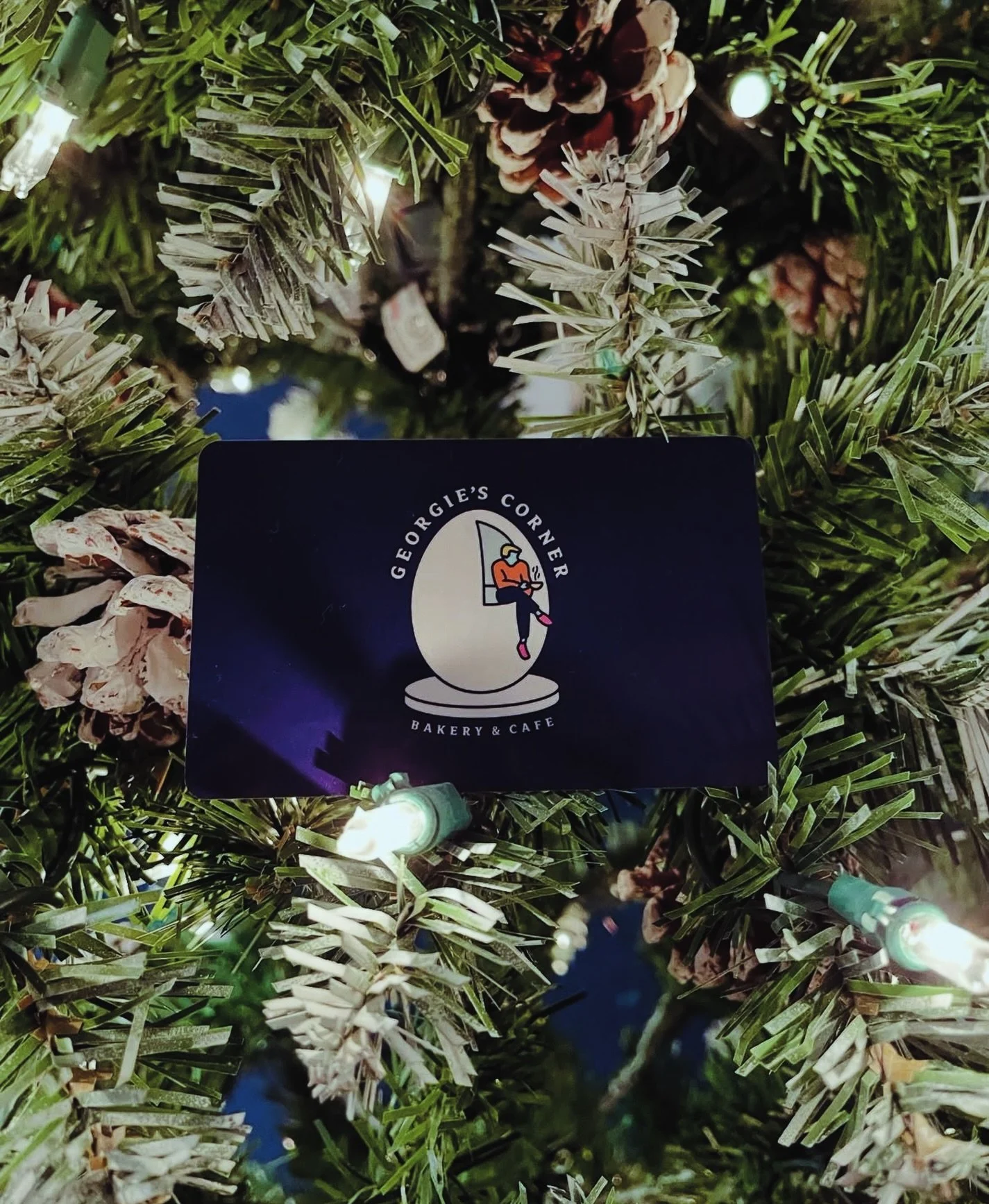 Give the gift of Georgie&rsquo;s this holiday season 🍳 ☕️ 🥧 

Gift cards available for purchase in store! Virtual gift cards available at link in bio or on our website! 

#shadysideeats #pittsburghfoodie #pghbakery #pittsburghcoffee #supportlocal #