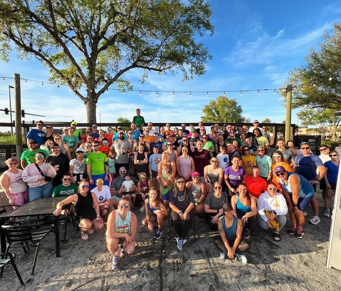 RUN CLUB 🏃&zwj;♀️💨
Basically an excuse to get outside, be active, hangout with friends, &amp; drink a beer in the end 🤘

All paces are welcome!
Meet up every Monday at 6:30PM
45 mins out &amp; back
15% off 🍻

Follow @homestaterunclub to stay up t