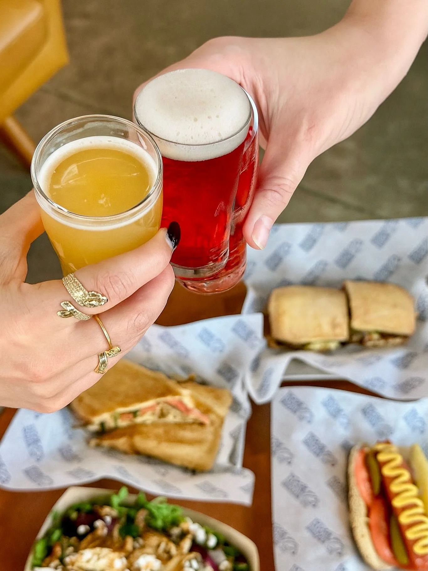 Bites, pints, and a deal you can&rsquo;t beat 🍻 

It&rsquo;s Twofer Tuesday! Buy one, get one FREE on select beers &mdash; this week featuring Queen Boheme (Czech dark lager) + Stay Hydrated (summer blonde). 

Grab a bud &amp; make it a double! 🤘