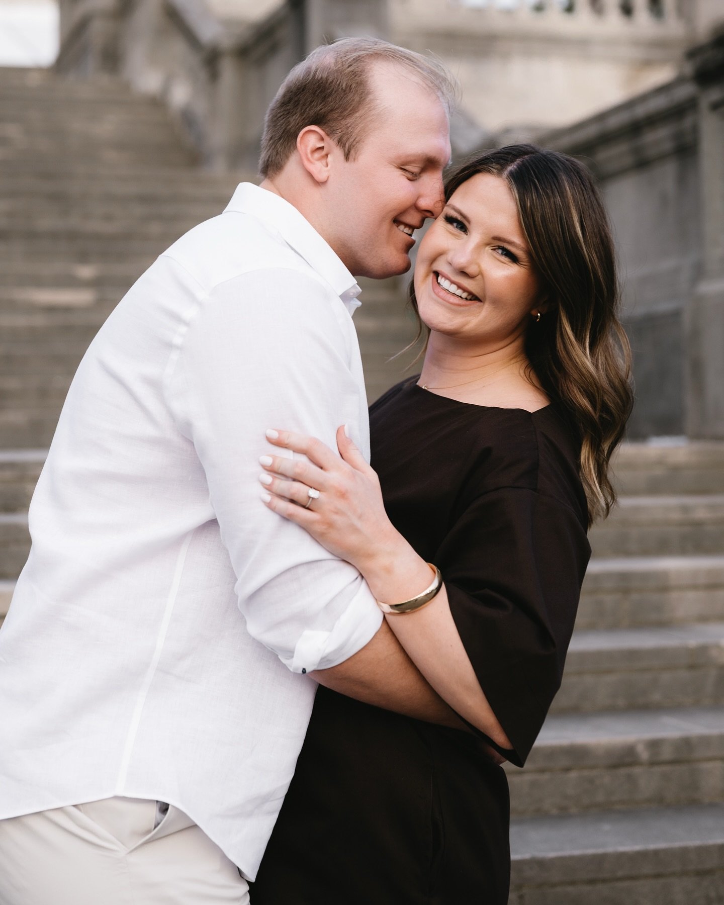 Ault Park is just one of the best places. It&rsquo;s gorgeous year round and I&rsquo;m always excited when my clients choose to do their sessions there! And now it&rsquo;s extra special because it&rsquo;s where I got engaged 🥹

Enjoy a few of my fav