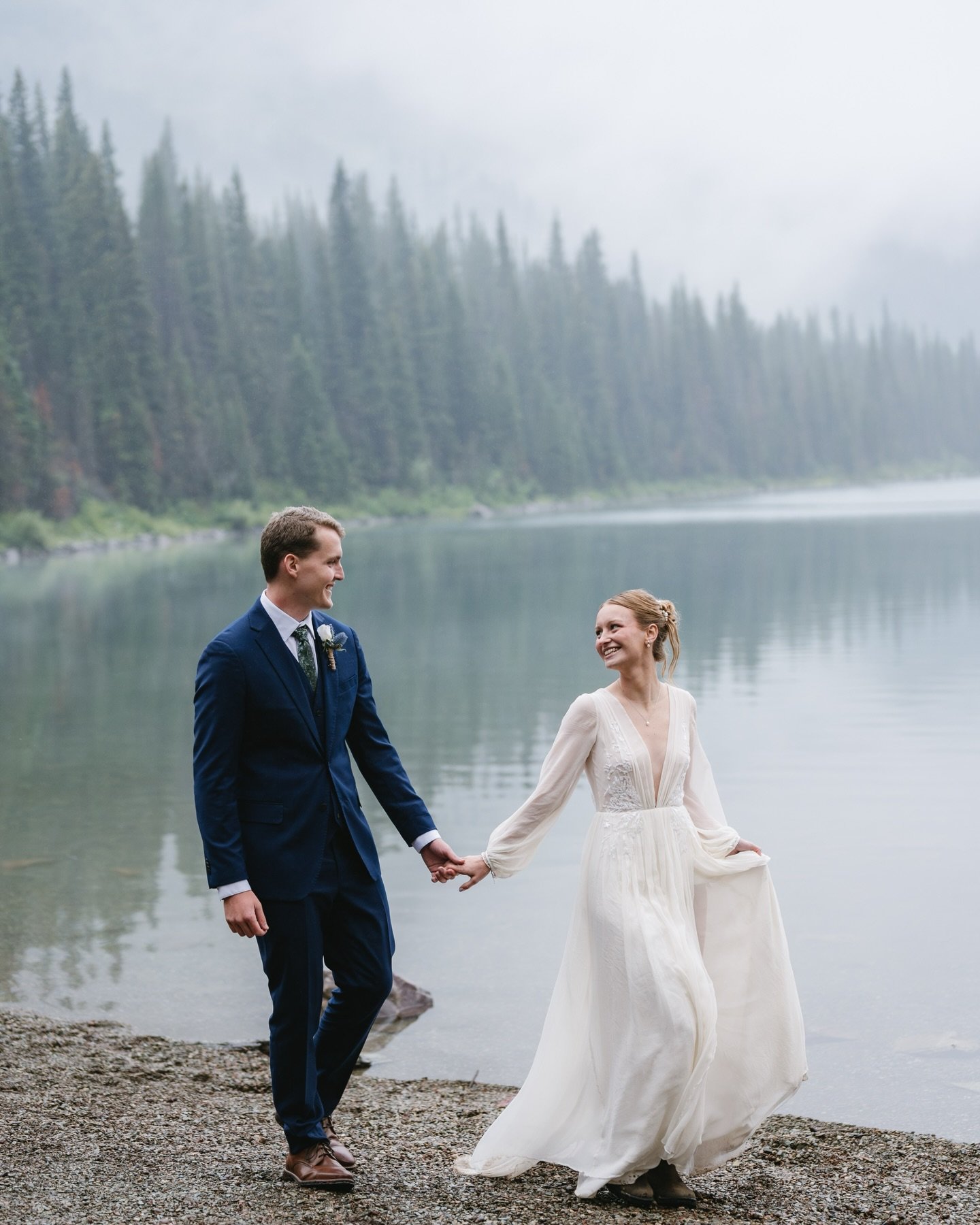I hope every rainy day feels like this one. Driving through glacier national park, stopping at every pretty photo spot despite the winds and cold rain. Not a care in the world about a dress getting dirty or hair being perfect. Just the excitement of 
