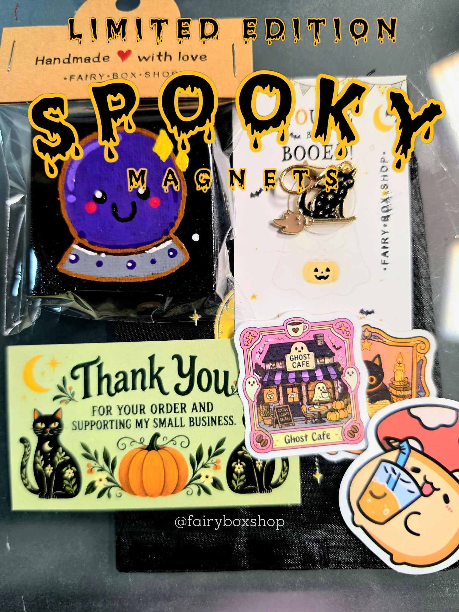 LIMITED EDITION | Crystal Ball Halloween Magnet
