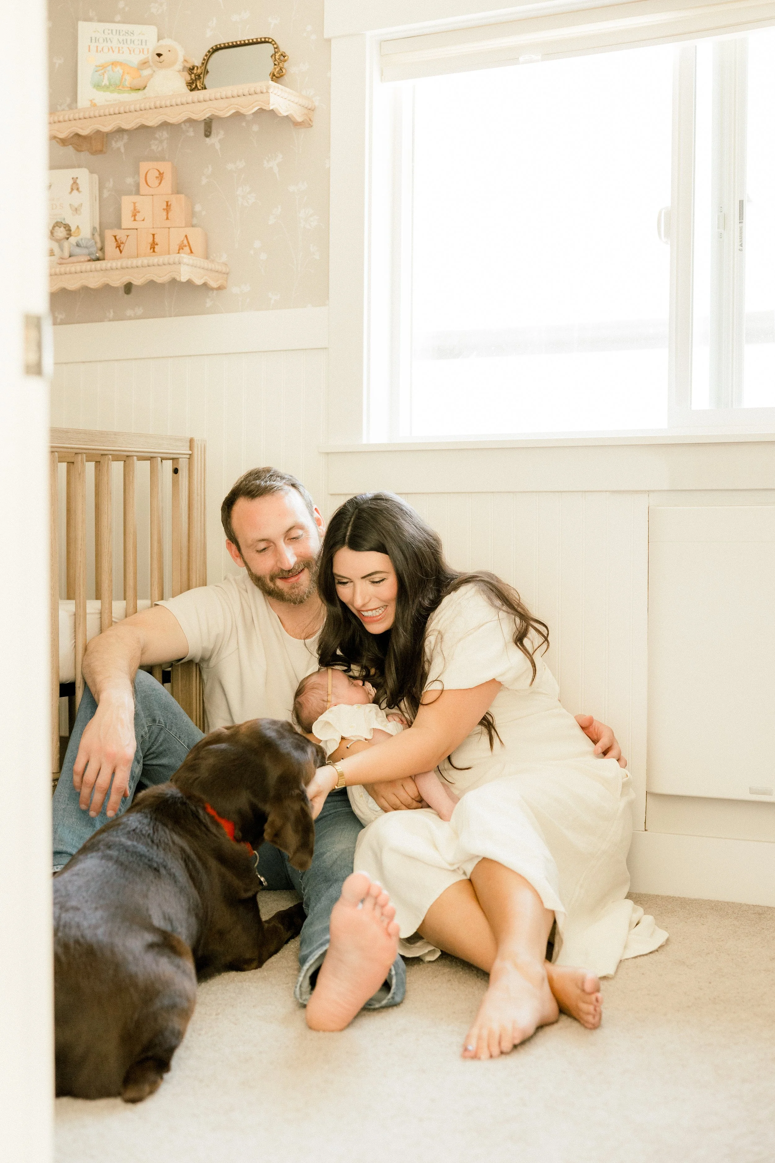 Best Tacoma newborn photographer, best Seattle newborn photographer, photographers Tacoma. Jen Christine Pettis of Jen Christine Photography. Photos in Kirkland, Photos in Seattle. Jen Christine Pettis of Jen Christine Photography. Family Photographe