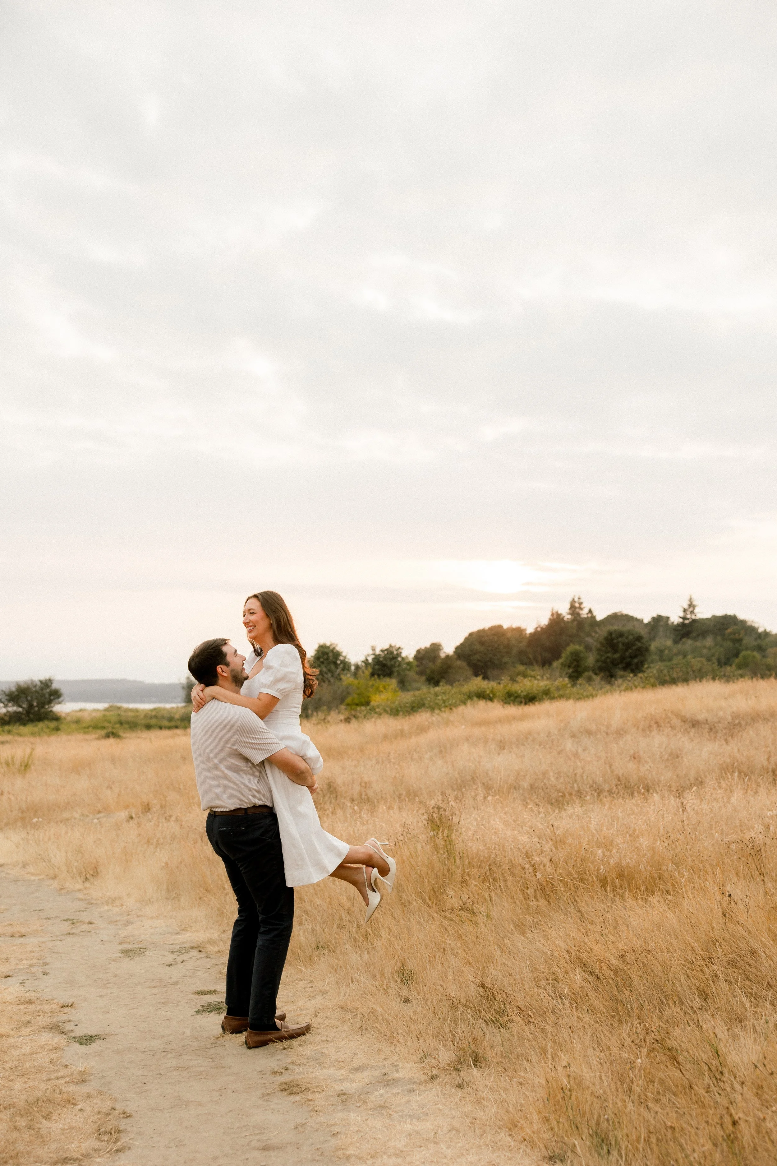 Tacoma engagement photographer, Renton engagement photographer. Seattle engagement photographer. Best photographer in Tacoma/Seattle. Atelier Studio Tacoma. Engagement photography session Tacoma