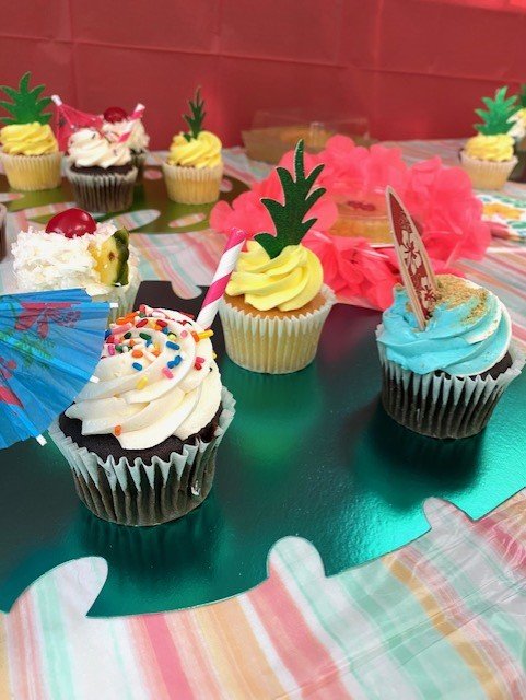 hawaii cupcakes.jpg
