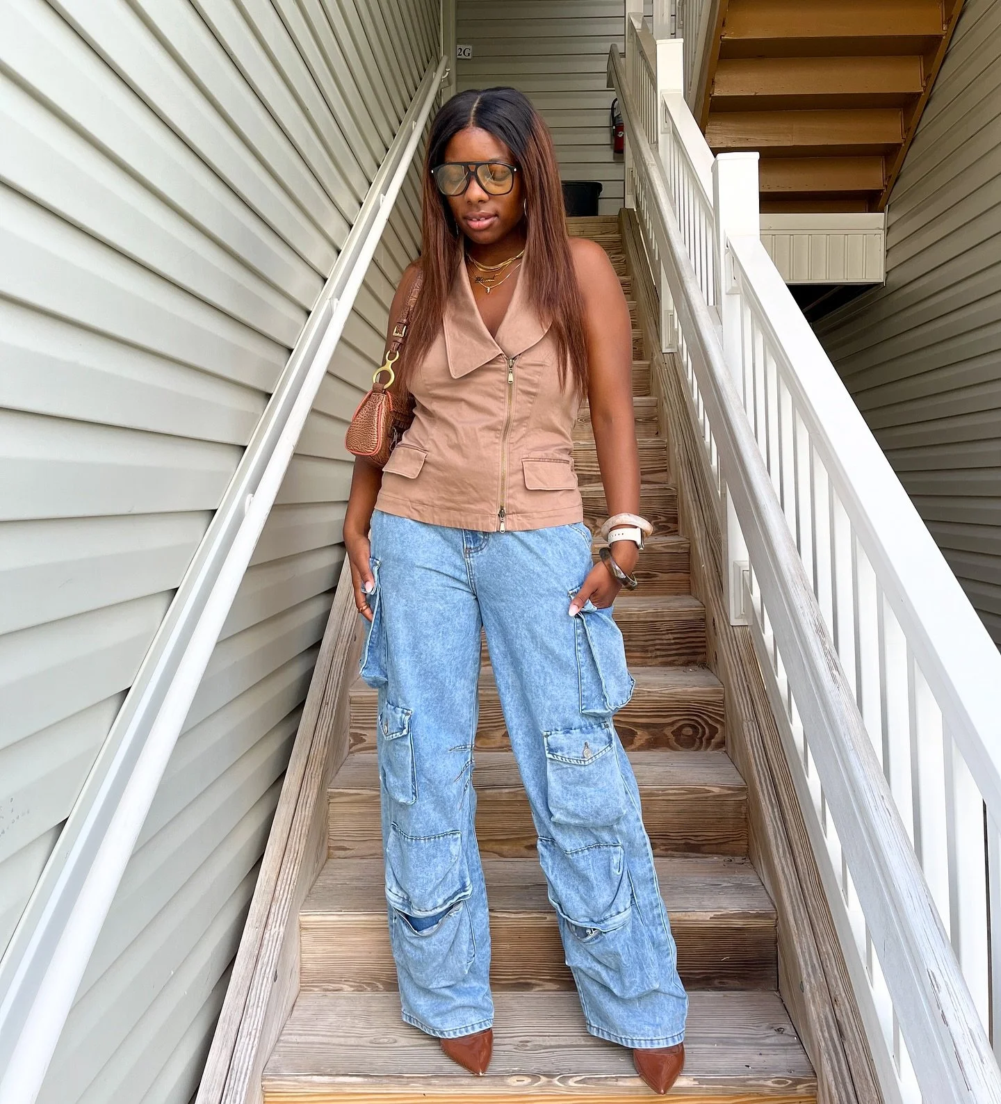 welcome to my early fall style diary. the category is&hellip; elevated casual. wearing casual pieces but adding an elevated touch through texture, colors, statement pieces. Which look is your vibe? ✨ #elevatedcasual #edgycasualchic