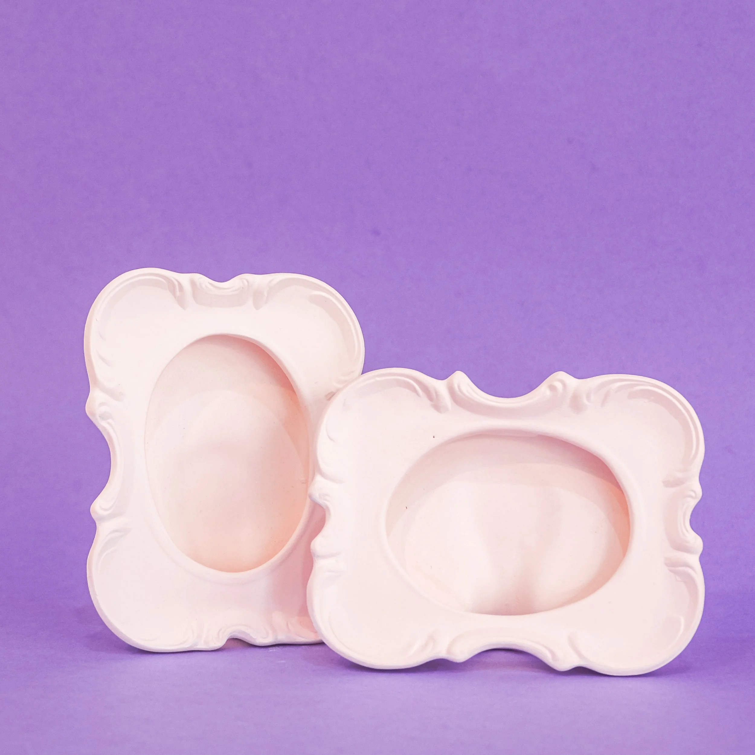 Sweetheart Frame - $22