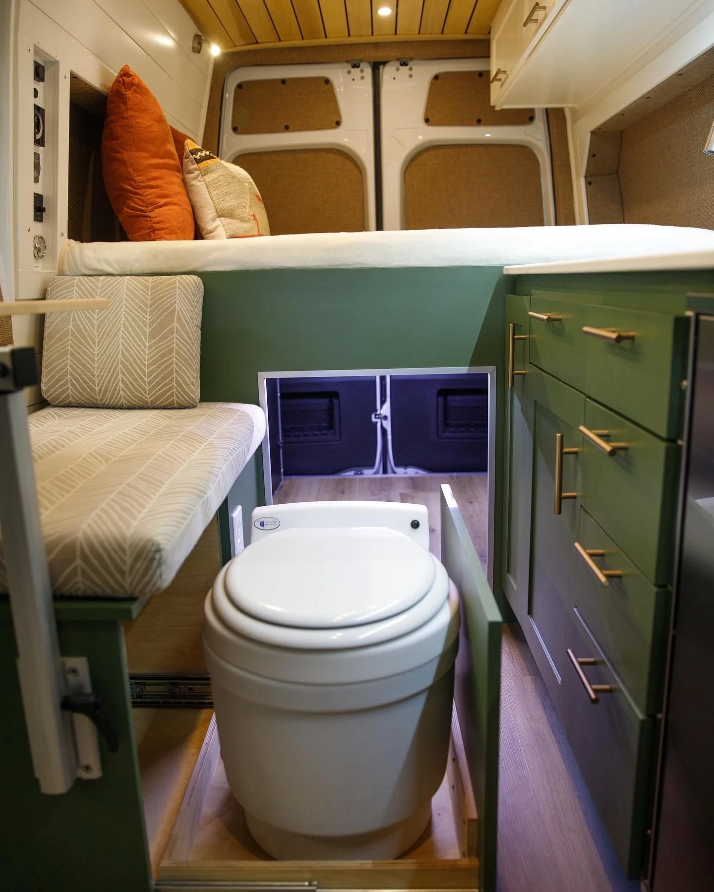 5534E44B-3130-4CD0-AC2D-63345D3DB54B.jpg (Copy)