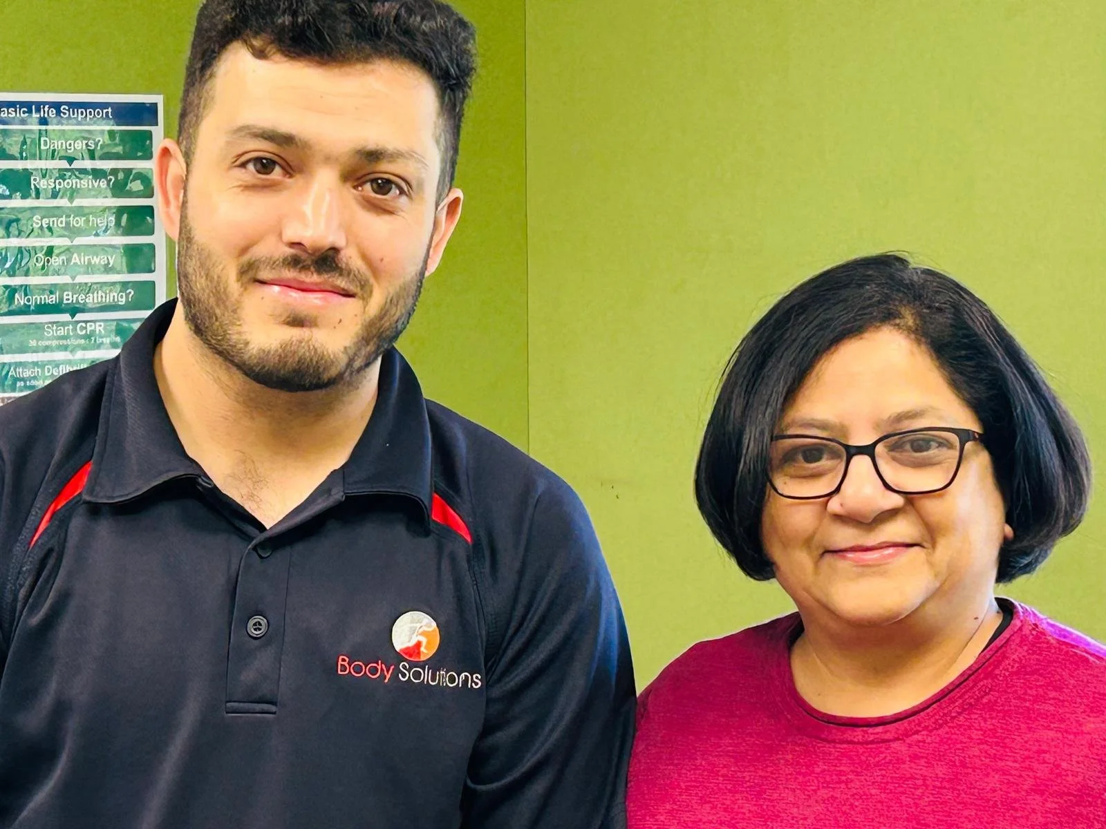 “𝗛𝗲𝗮𝗹𝗶𝗻𝗴 𝘁𝗮𝗸𝗲𝘀 𝗮 𝘃𝗶𝗹𝗹𝗮𝗴𝗲".......... and I’m so thankful ours includes Muhammad, the new physiotherapist at Waiuku Health Centre. 
The past six months have been a season of healing for me after severe injury and s