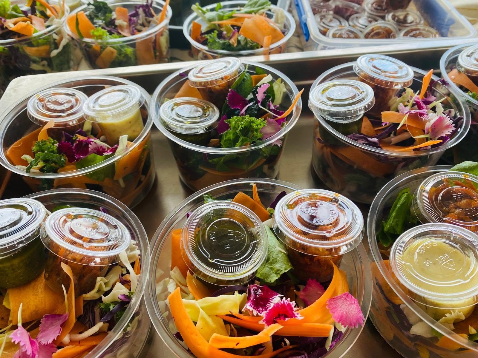 One more WellFed week before a little family time.

We&rsquo;re taking a three-week pause to spend time with family. This is your last chance to order before we go!

Place your orders by Wednesday 14 October, noon, for delivery or pickup on Thursday 