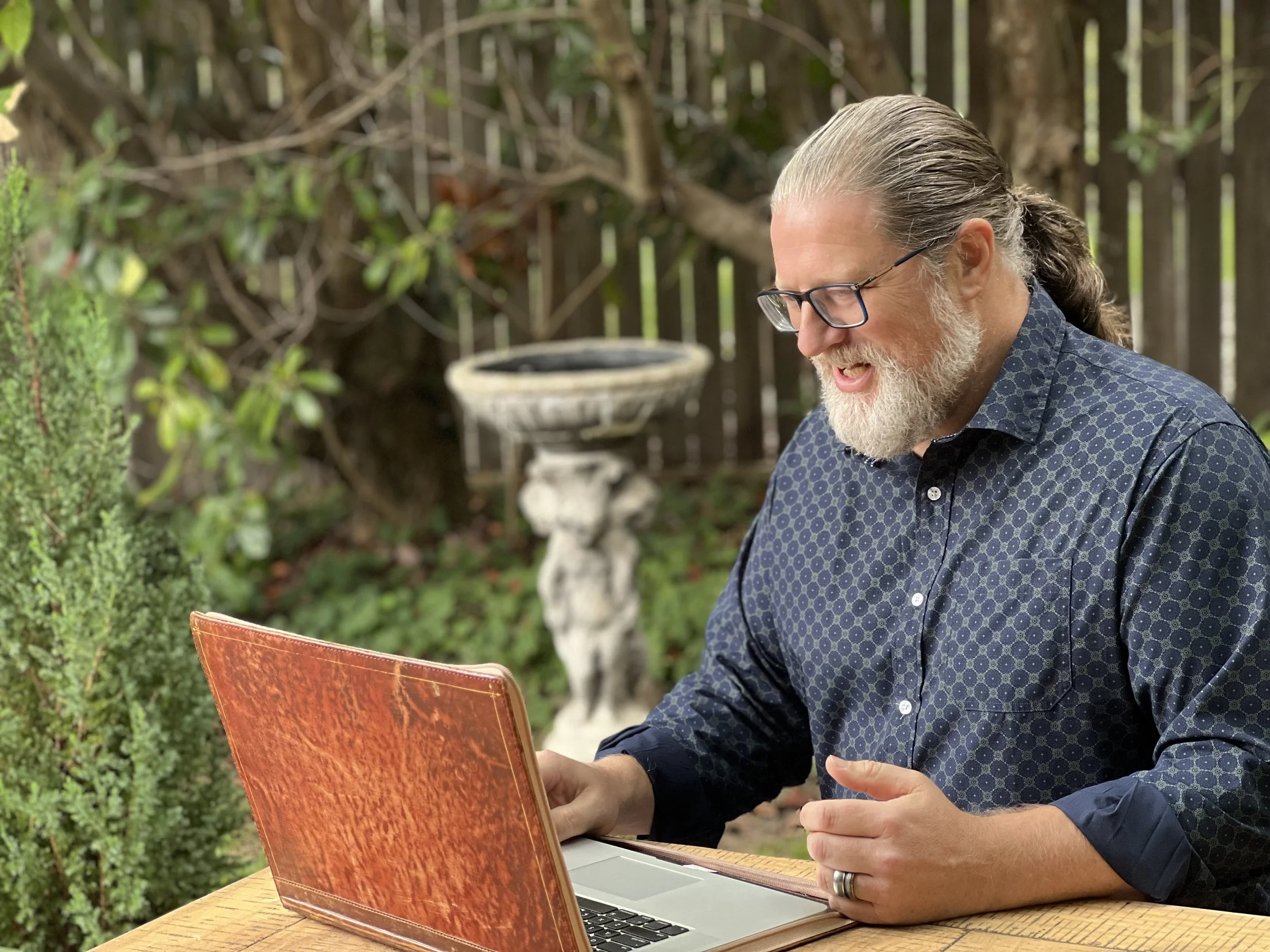 Artificial Intelligence in ART