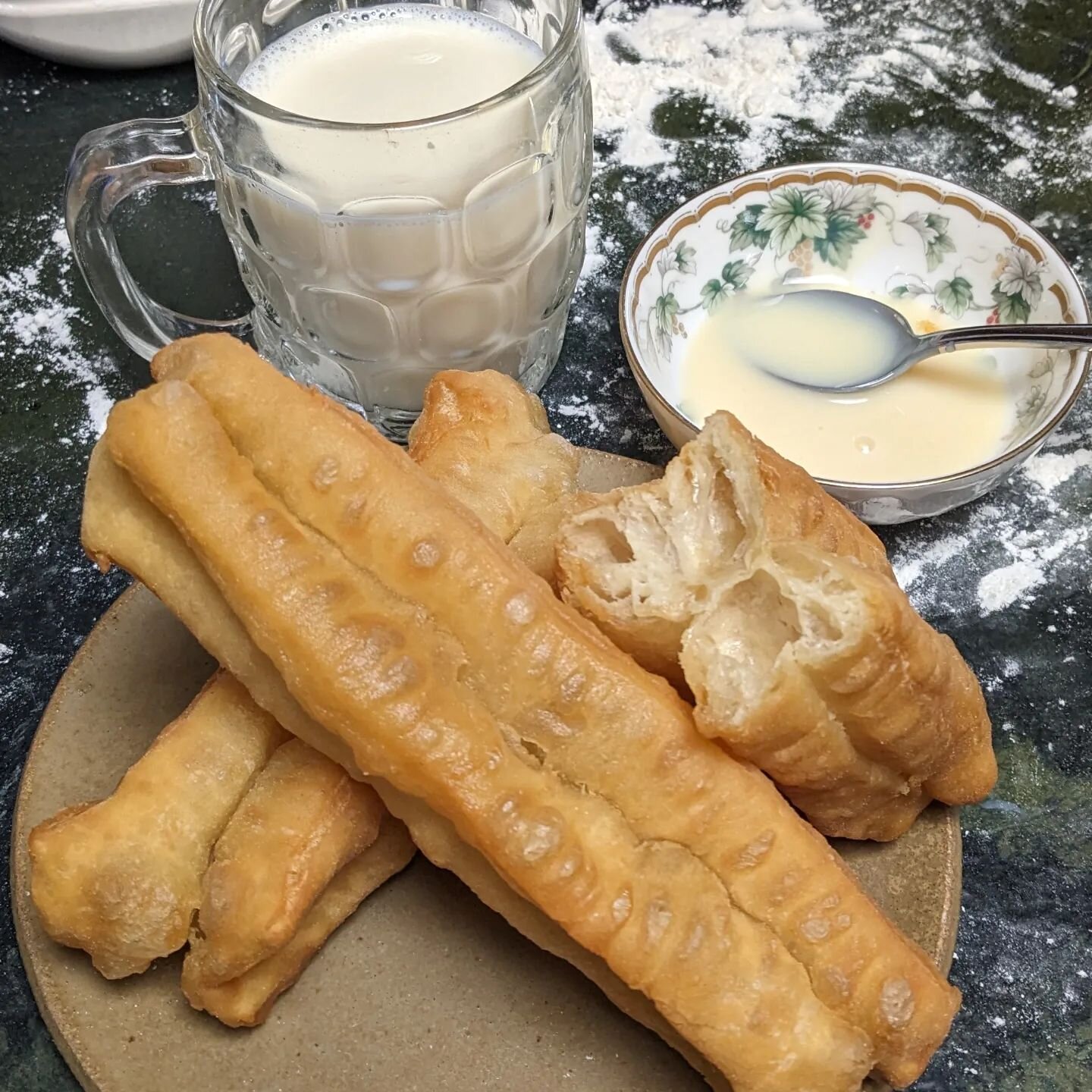 Oil-Fried Ghosts 油炸鬼
Also known as Chinese donuts

In our visit to Taipei we had this almost every morning, on the side of the road, dipping donuts in freshly made cold soy milk. 

As a child, I used to have it, dipped in condensed milk. For some rea