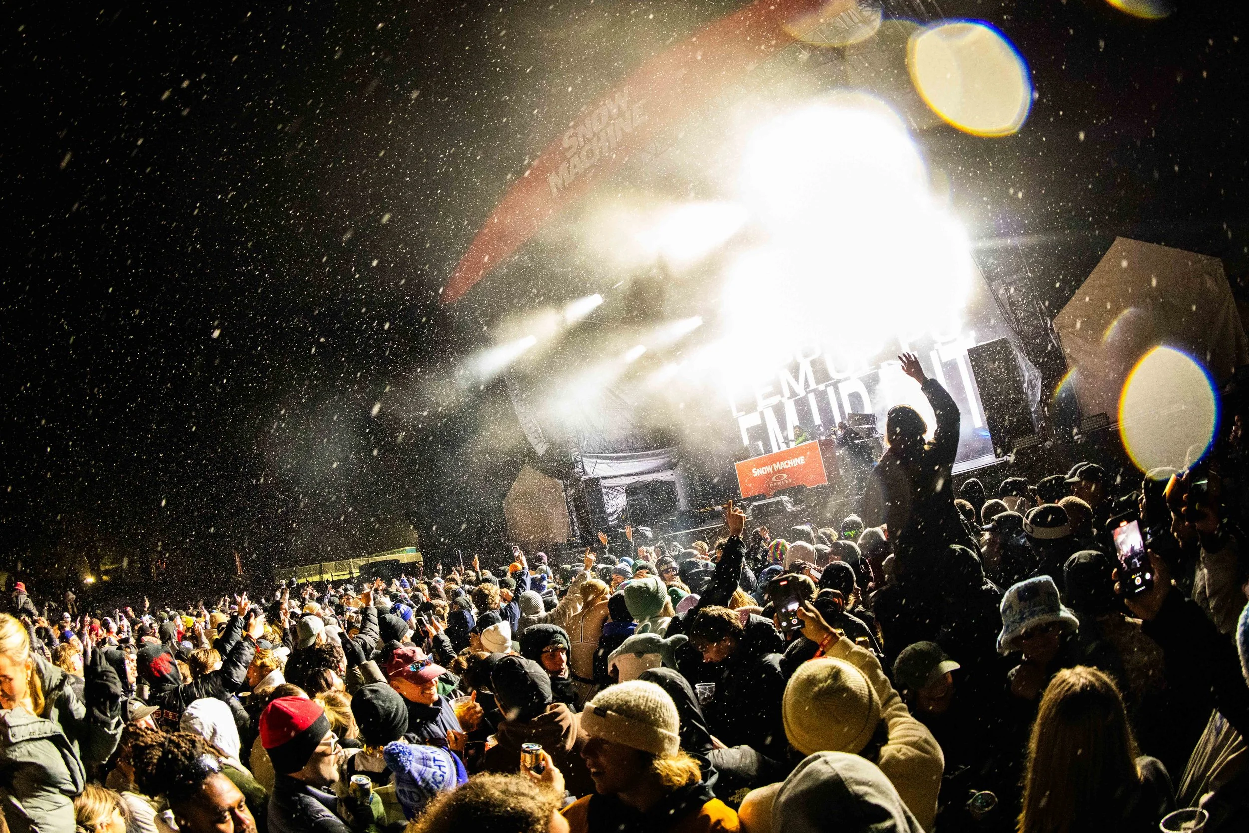 08.03.25_SnowMachineNight3_WEBRES-0I1A3354_IP.jpg