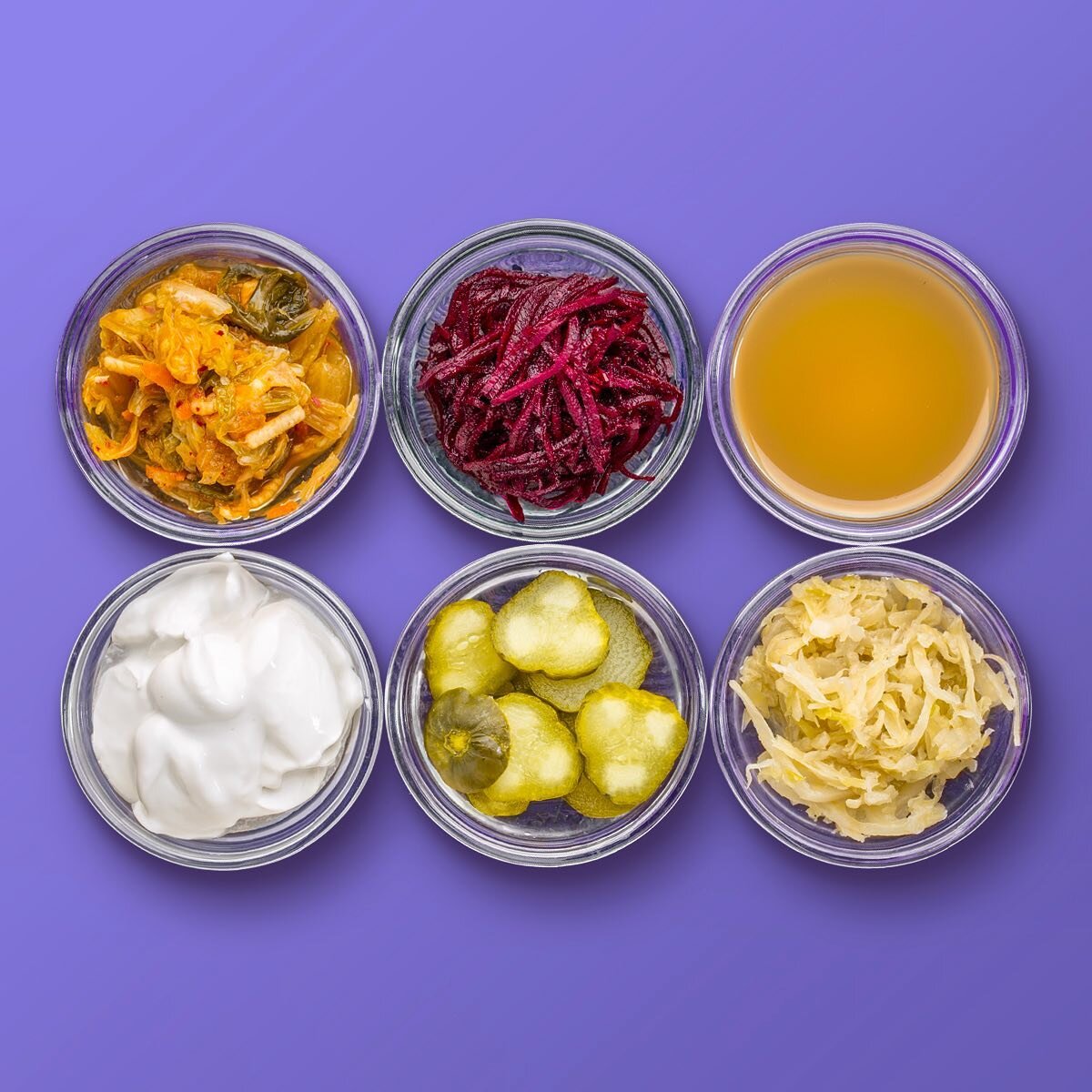 Probiotic foods benefit the bacteria and your body aka your #microbiome ✨

The bacteria from probiotic foods helps fight off bad bacteria when you may have to much of it and aims to help make your gut feel better. Kimchi, Yogurt, Sauerkraut, and pick