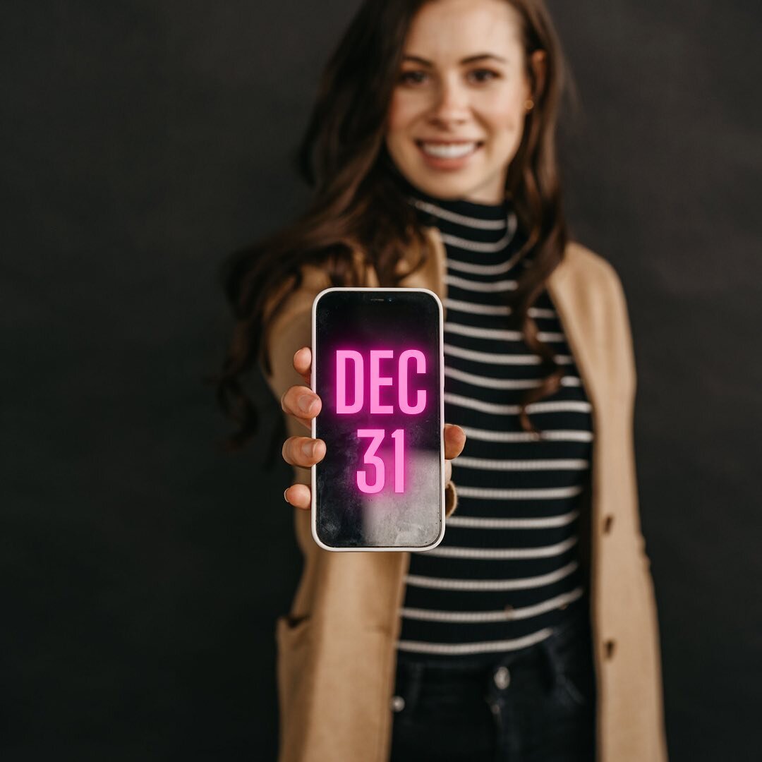 Reminder, anything you want to deduct on your 2021 taxes needs to be purchased by December 31st! 🗓 

#taxdeductions #smallbusinesstips #smallbusinesstaxes #cpa #bookkeeper #2021taxseason