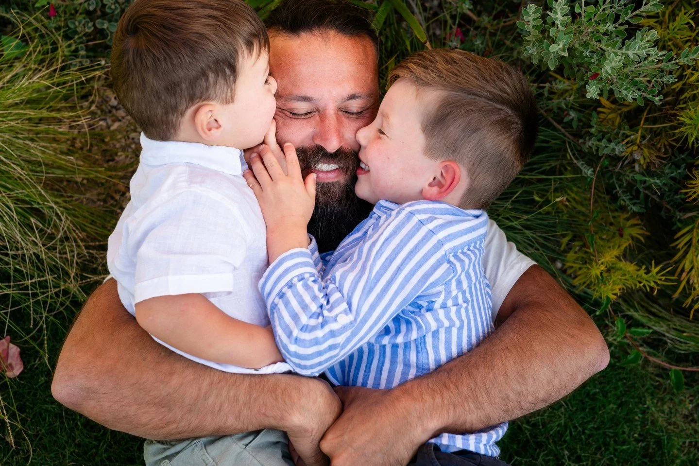 You don&rsquo;t have to feel confident in front of the camera to look like yourself.

Most people start a session feeling a little unsure. That&rsquo;s normal.
My role isn&rsquo;t to change you.
It&rsquo;s to help you feel comfortable enough to relax