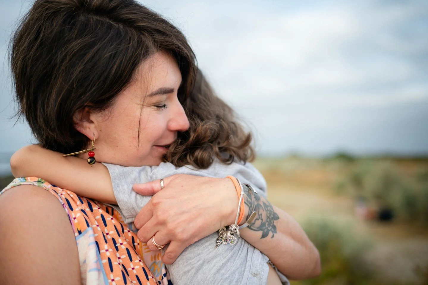 My Mother's Day Minis are happening this weekend 🤍

If you&rsquo;ve been thinking about it, this is your little nudge.
A quick, relaxed session.
No pressure.
Just you and your kids, as you are.

📍 Cruickshank Park
📅 This weekend (18 &amp; 19 April