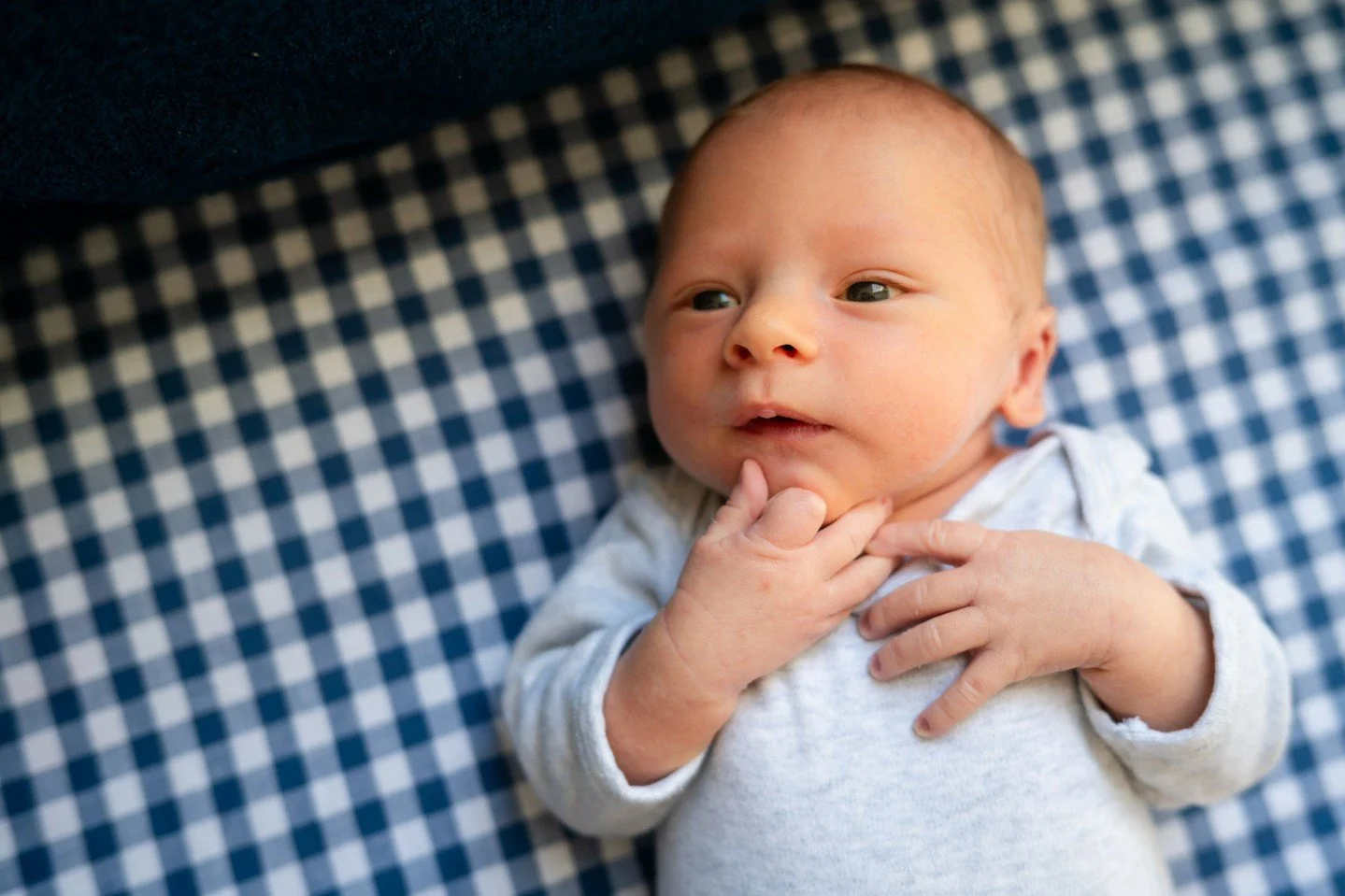 You don&rsquo;t have to &ldquo;get it right&rdquo; before your newborn session.
Not the routine.
Not the outfits.
Not the timing.

Those early days are a bit of a blur - and that&rsquo;s exactly why they&rsquo;re worth capturing.

I&rsquo;ll work aro