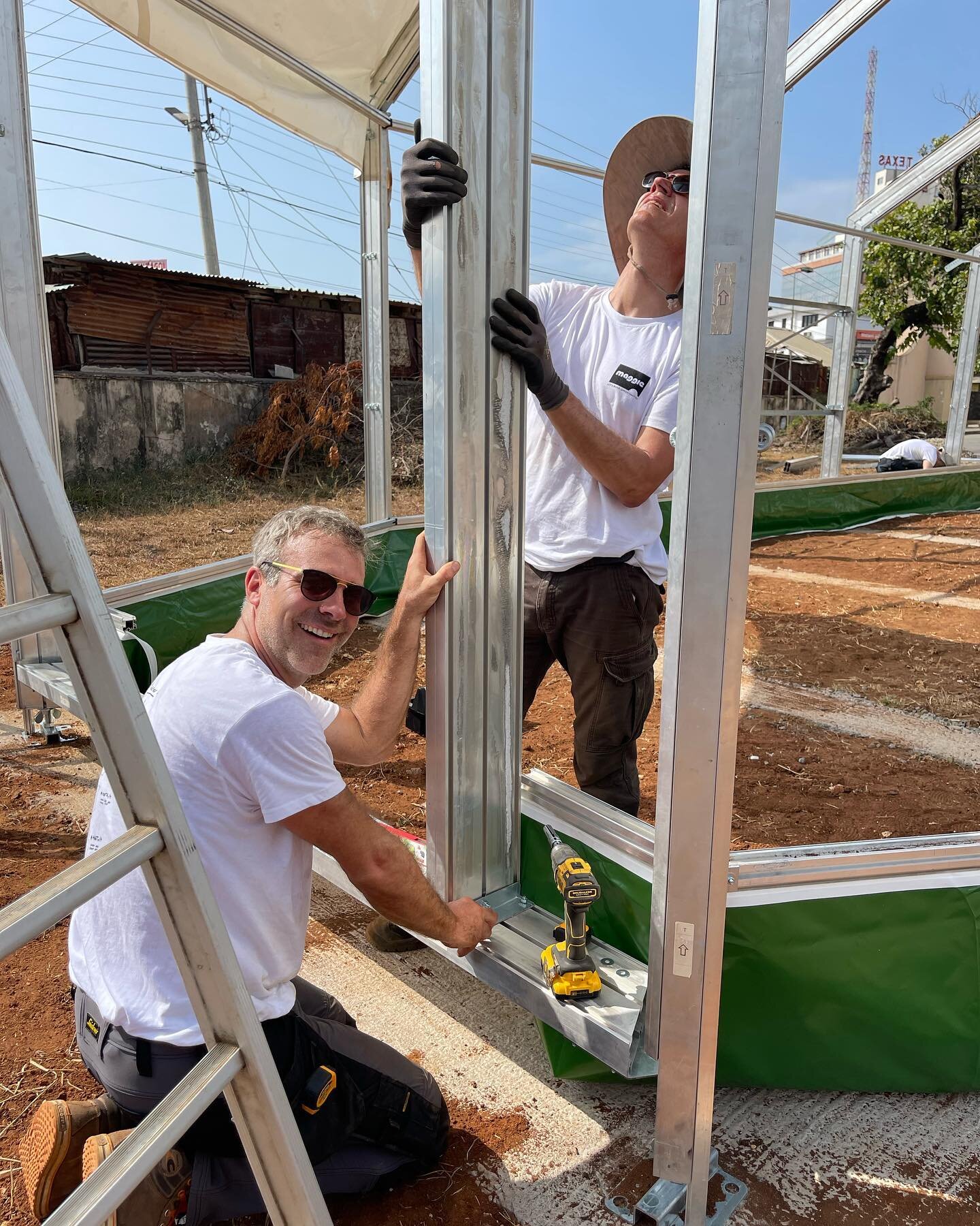 MGTM - day 2 - our favourite part&hellip;floor panels of 80 kg per piece. Back braking but satisfying once finished. Ready for a first after work beer together with Ludo and Sitske of @closethegap_kenya. Heading back home with some Tuk Tuk&rsquo;s ba