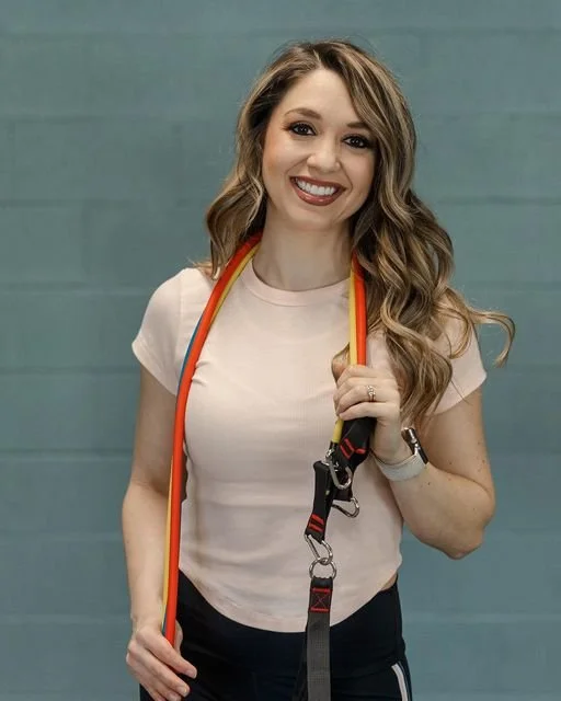 Did you know that 95% of my clients workout from home using something as simple as resistance bands?!⁣