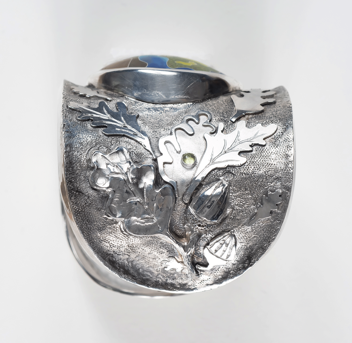 1200px-side-cuff-2ConradDec23-35-Edit.gif