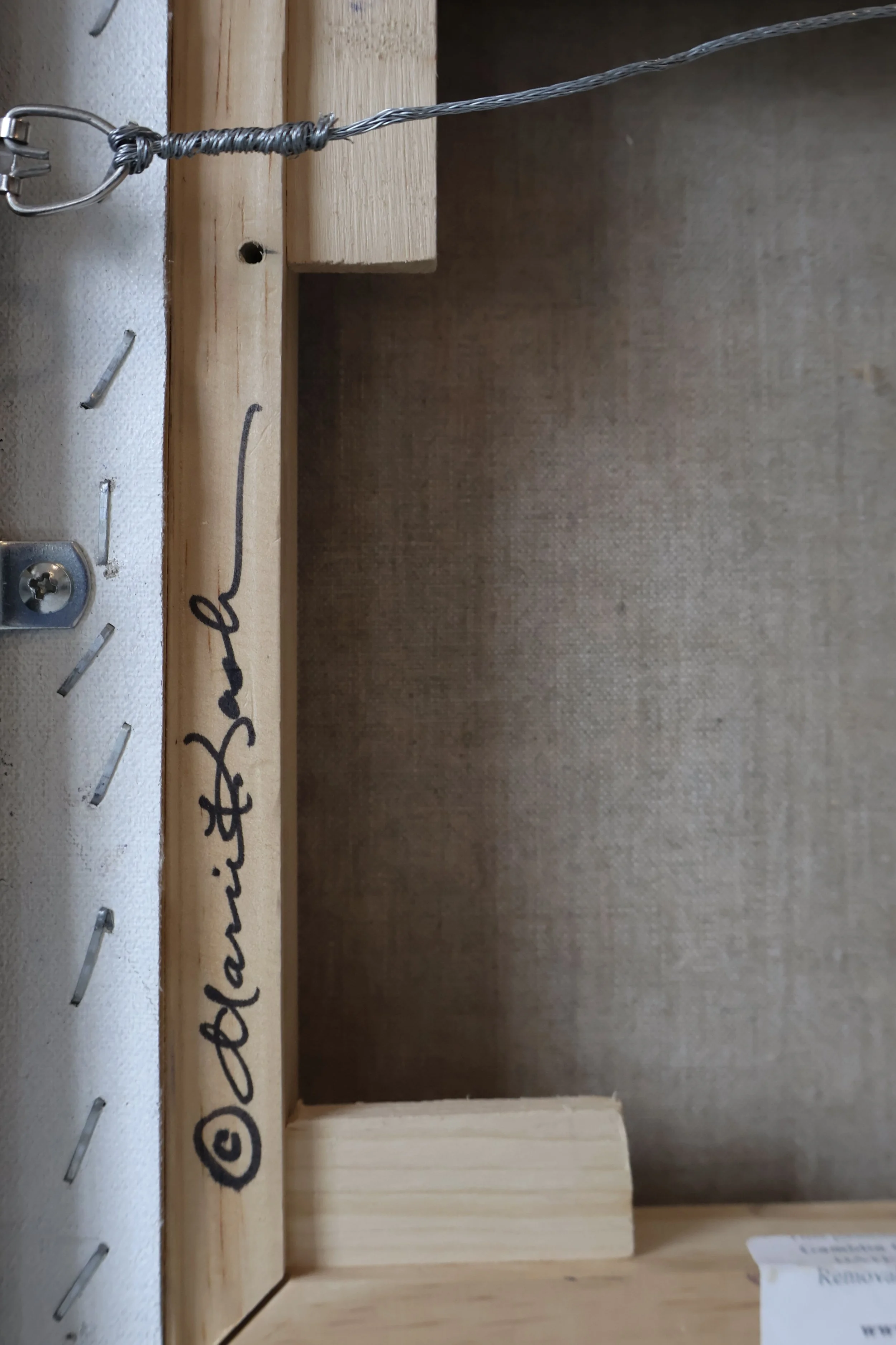 MKW0002 BACK SIG.JPG