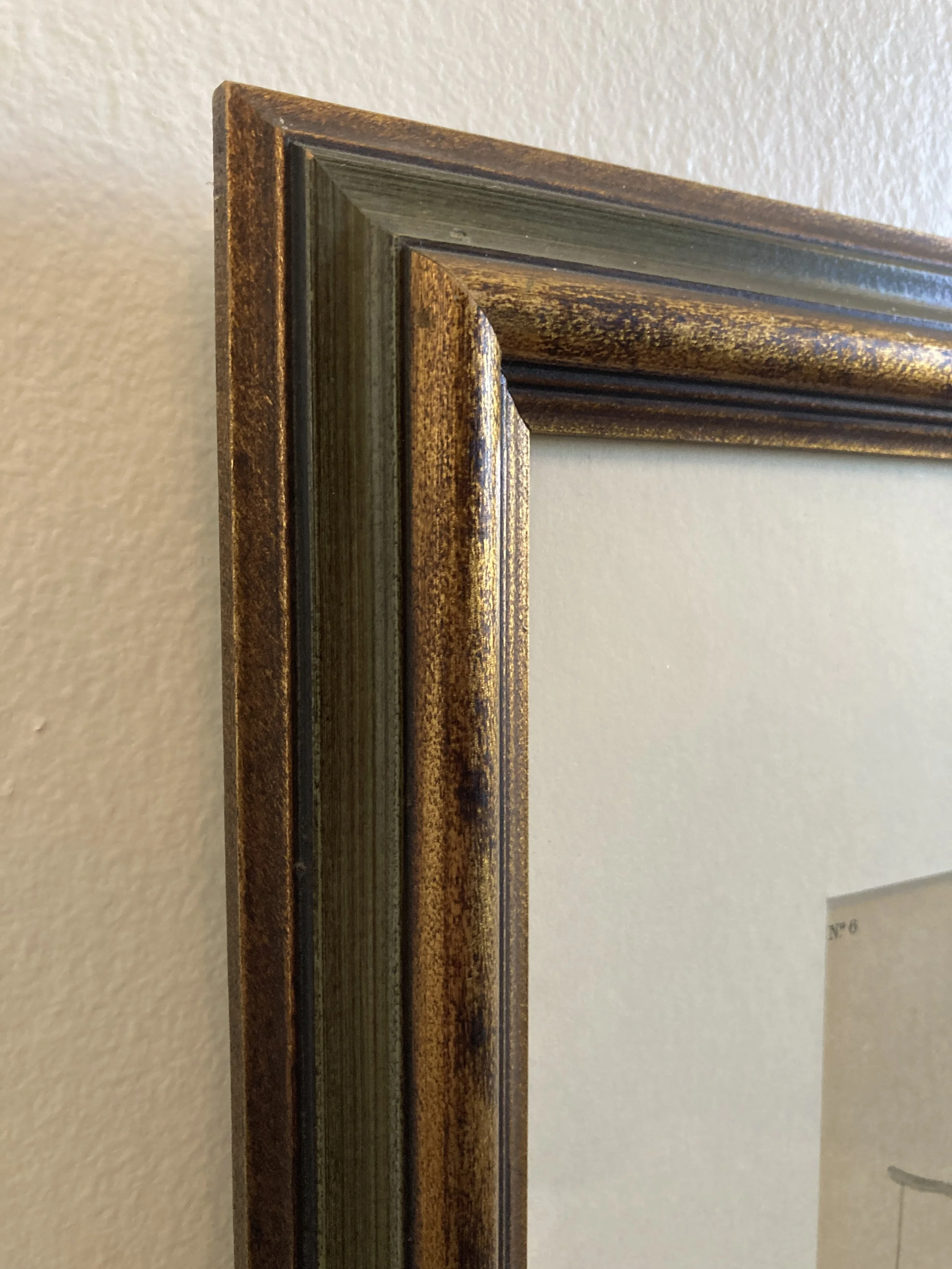 FJA0002 CORNER 2.JPG