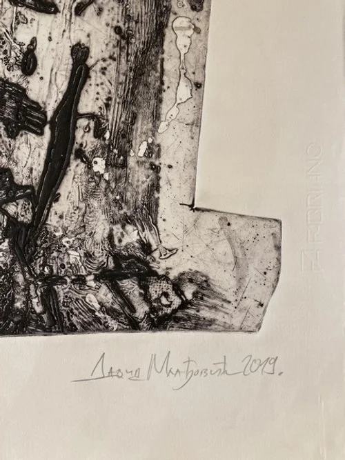 DML0006 SIGNATURE.jpg