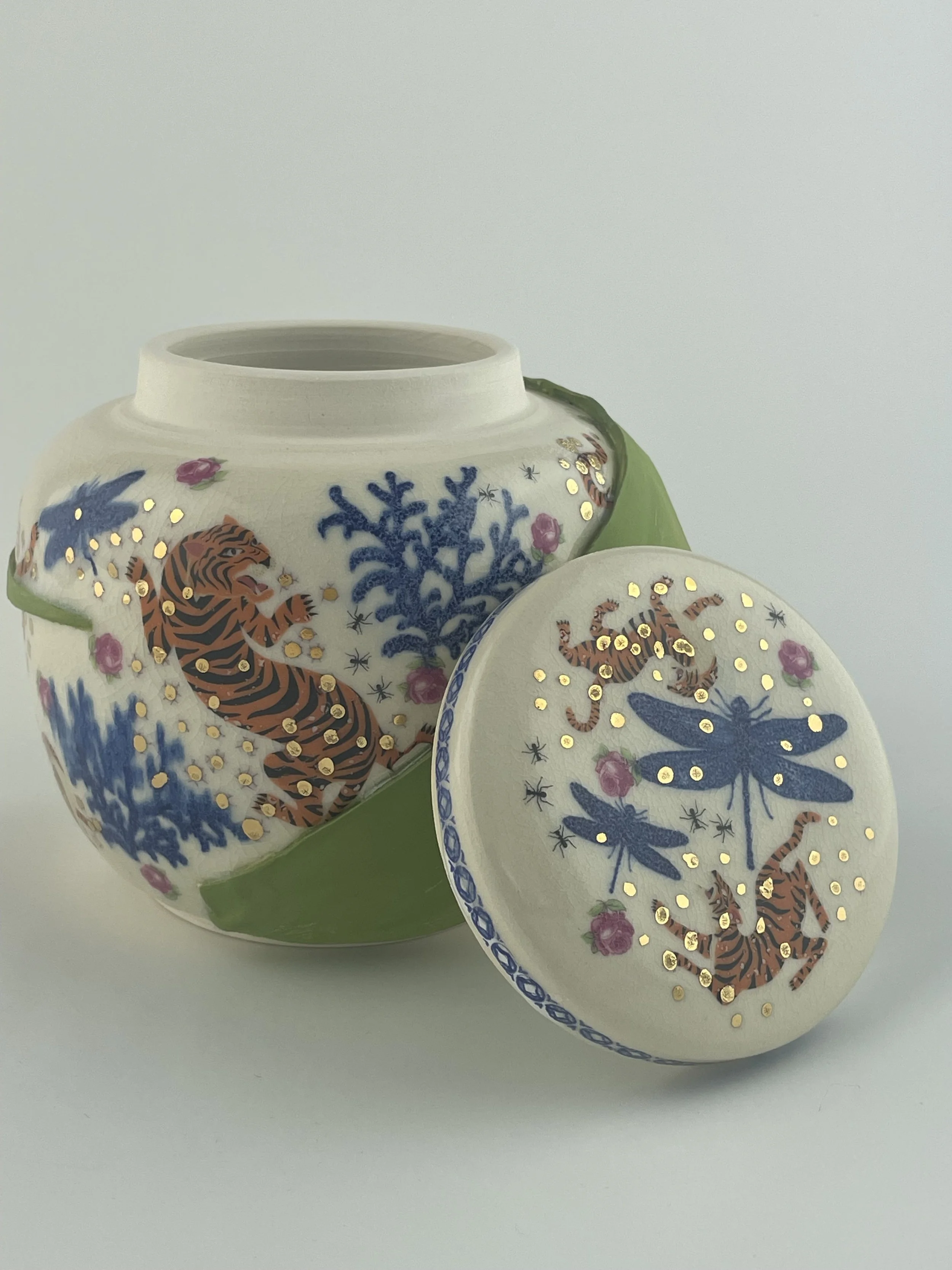 Waltzing Tigers with Pink Roses Ginger Jar 4 of 4.jpg