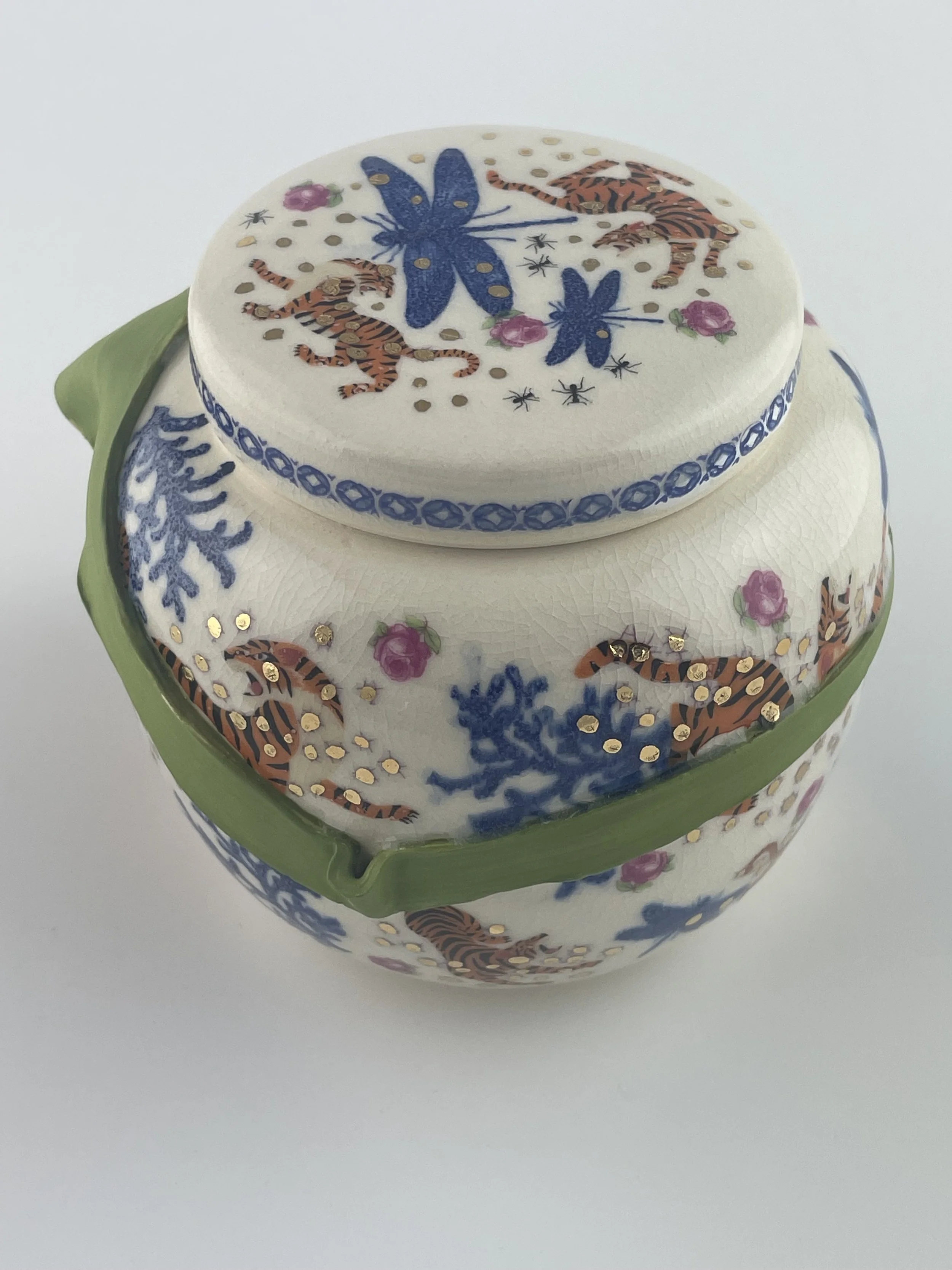 Waltzing Tigers with Pink Roses Ginger Jar