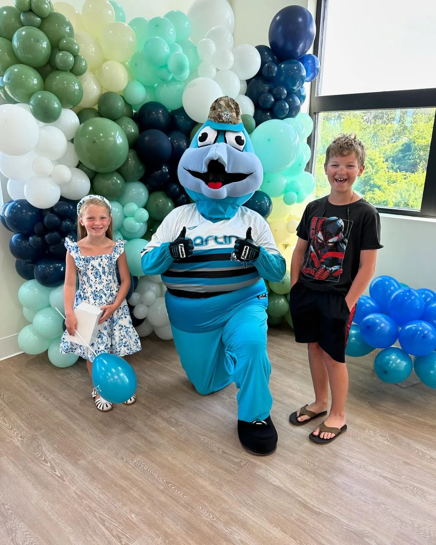 We had a great time meeting Dr. Nichole and Finn today at @maritimepediatricdentistry !!! So blessed to have her joining our community!