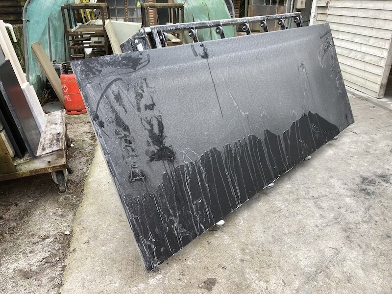 On the trolley.........

Big bit of grade 1 Italian honed slate, just about to be put up on the saw to make a few hearths!

#slatehearths #naturalstone #stonemason #stonework #bankermason #hearthandhome #bythefireside🔥 #madeinengland #sussexmade #cr