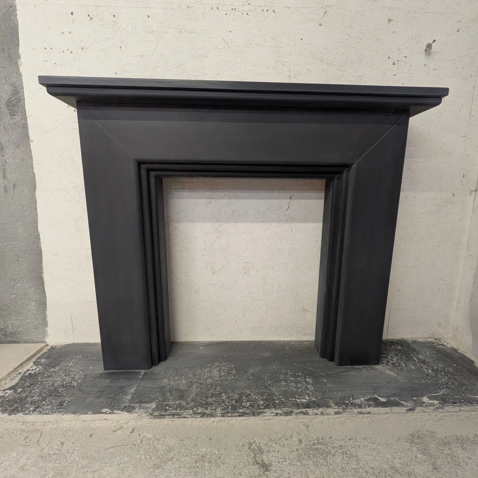 Something a bit different.......

Usually we work with limestone or marble, but this customer wanted something different for their home, so we made this little Caldicott fireplace for them in honed Italian slate.

What  do you think........

#italian
