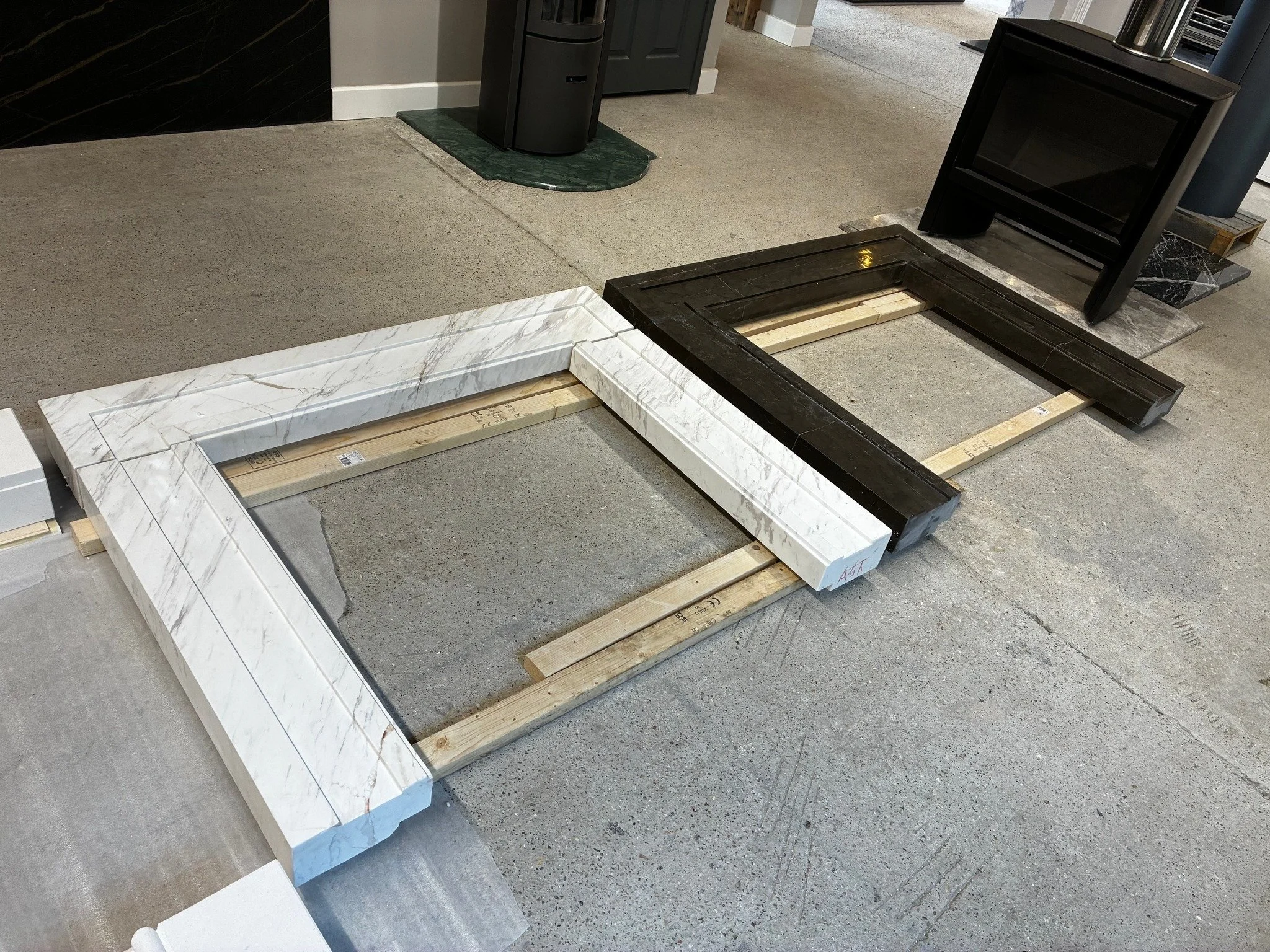 Which one would you pick........

White with grey veining or Grey with white veining.........

#marblefireplace🔥 #volakasamarble #pietramarble #fireplaceideas🧺🔥 #naturalstone #fireplace #bythefireside #interiordesign #fireplacemakover