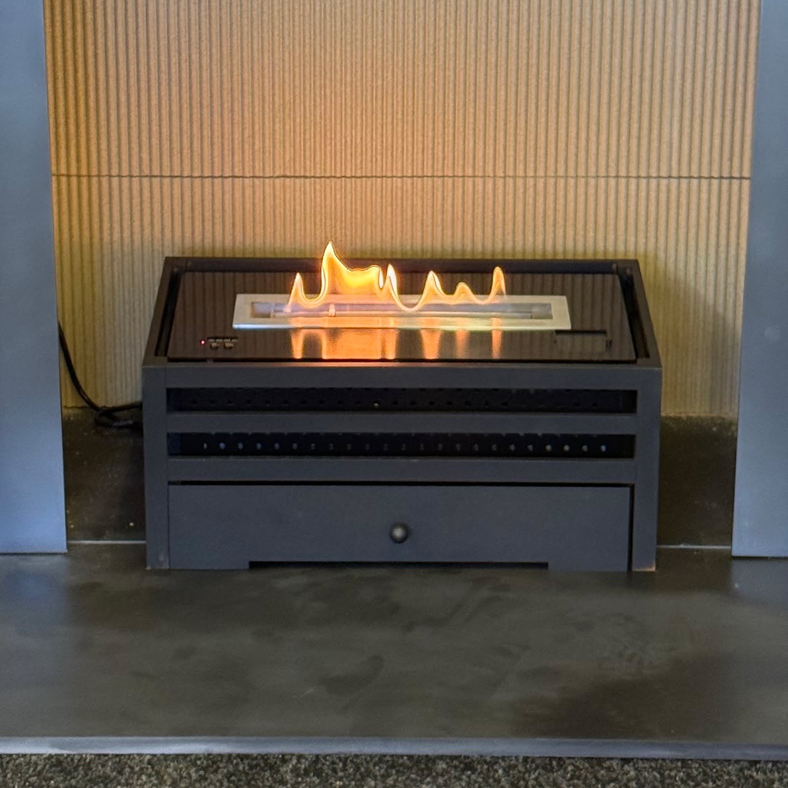 Testing, testing...........

Already developing new products for the next season. 

Bioethanol fire anyone...........

#bioethanol 🔥#bioethanolfireplace 🔥#bioethanolfire #fireplacedesign #fireplace #newproduct❤️ #warmandcosy #hearthandhome🏠☕️