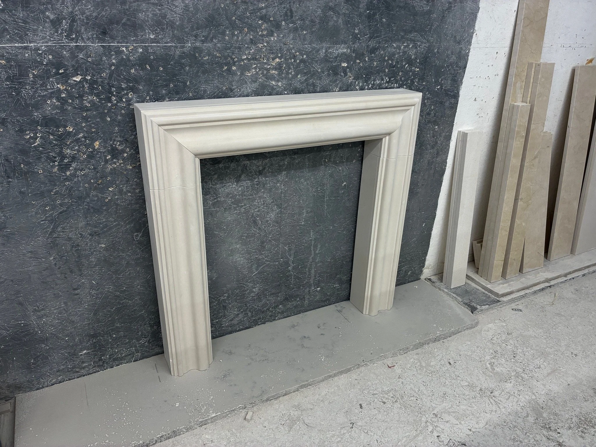 Small, but perfectly formed...........

Here's a reduced Crighton fireplace in limestone, sized to fit the customers chimney breast. As always handcrafted by our amazing masons in our Sussex workshop. 

#fireplacemaker⛏ #fireplace🔥 #fireplacedesign?
