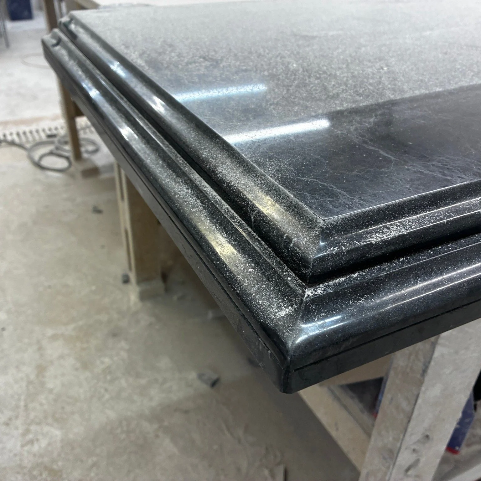 Nice bit of edge work..........

Ian has been working his magic on this handmade Nero Marquina hearth........

#stonemason⛏#marblehearth🔥 #handmade #hearthandhome #naturalstone
