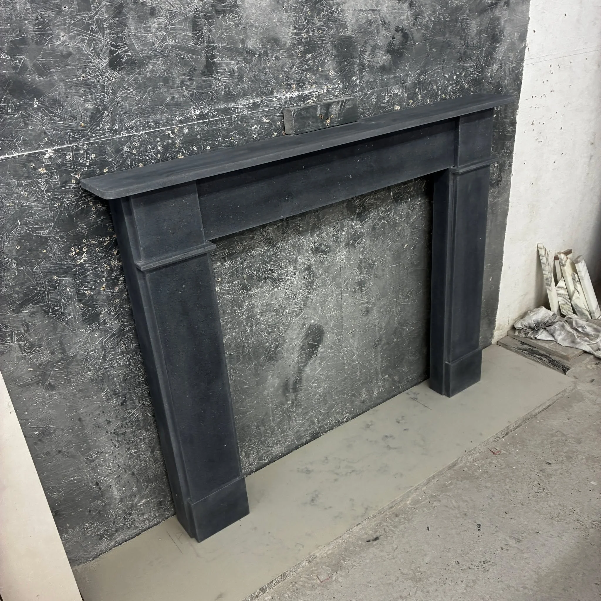 Black is the new black......

We seem to be making a lot of fireplaces in black at the moment. Here's a Balfour set up in the workshop for a final check before it's oiled to bring out the richness of the stone........

#fireplacemaker🔥⛏ #bespokefire