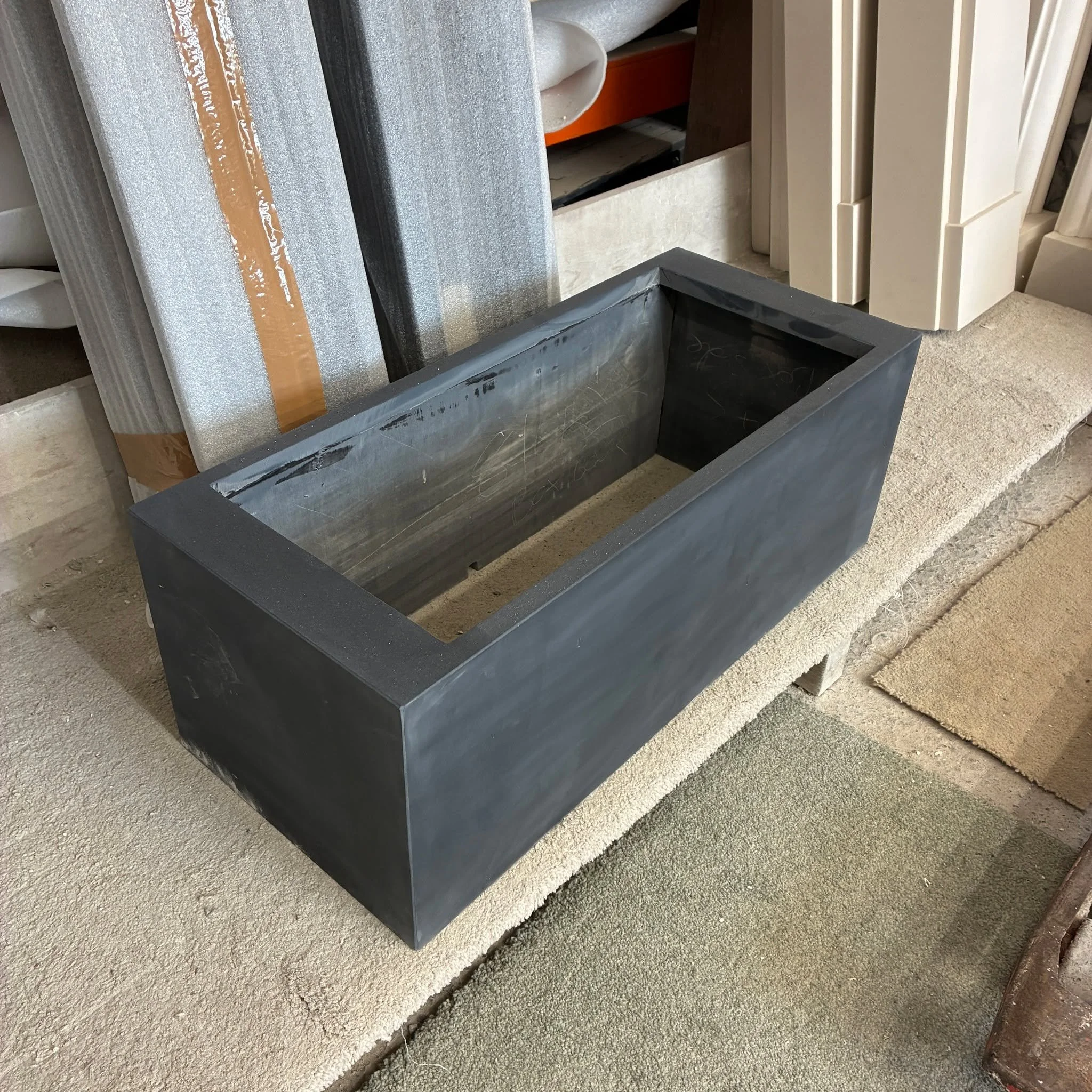 Bioethanol fires........

Seem to be making a few of these at the moment. Stone boxes to house bioethanol burners, this one's in honed slate.......

#bioethanolfires🔥#stonemason ⛏ #fireplacemaker #handmade #bioethanolfireplace #SussexMade #bioethano