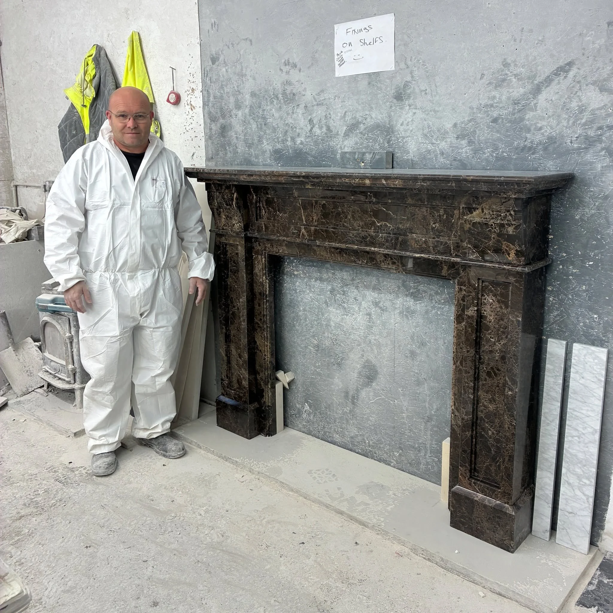 Work of art......

Marvellous marble mantel, beautifully handmade by Ian, one of our master masons. This bespoke fireplace is in a stunning Dark Emperador marble, just undergoing a final check before it leaves for its new home........

#marblefirepla