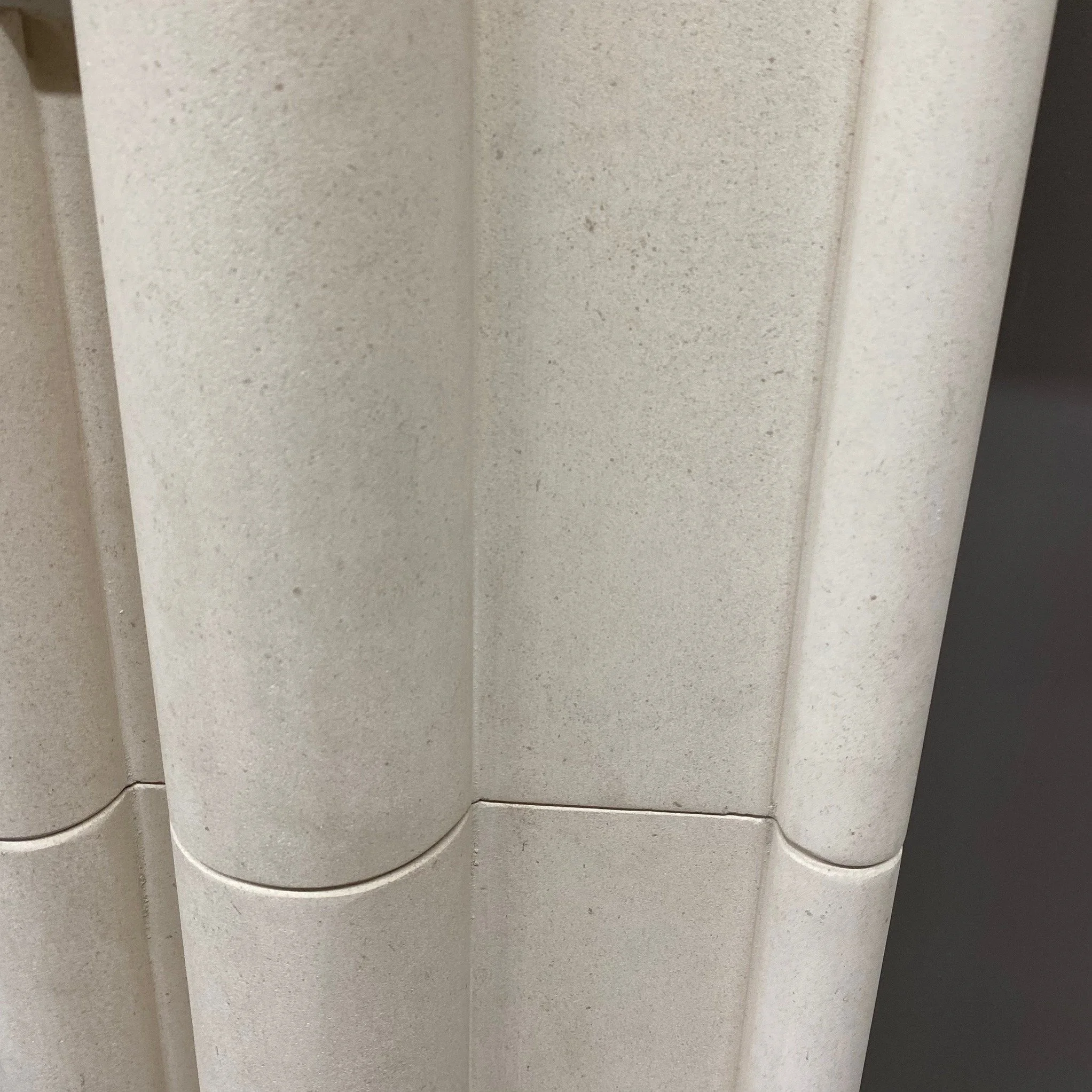 All in the detail..........

As always, lovingly hand-finished by our exceptional stonemasons.........

#fireplace🔥#stonemason⛏ #handmade #limestone #handcrafted #SussexMade