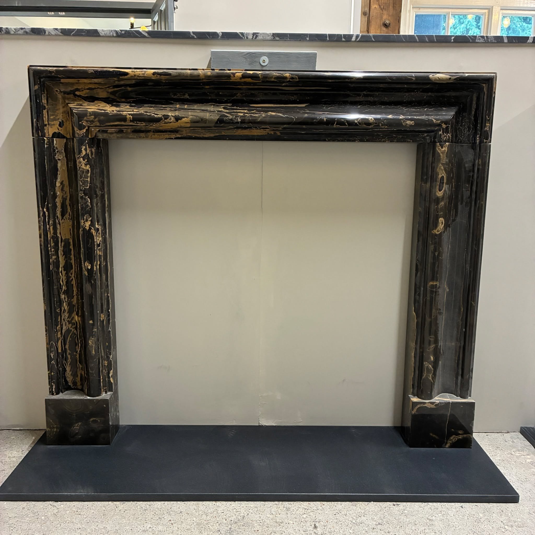 SALE TIME 4........

To make way for some new displays in our Arundel showroom, we need to clear a few ex-display fireplaces at unbeatable prices.........

Here's a stunning Classic Stone Bolection fireplace in Aurora Brown marble.

WAS &pound;3660.0