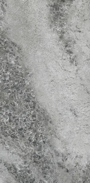 UCR6L3006073.jpg