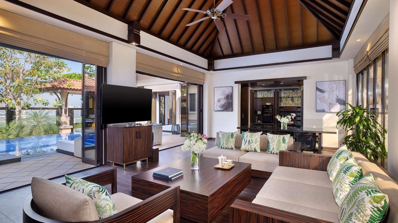 Anantara Hotel, Dubai 3.jpg