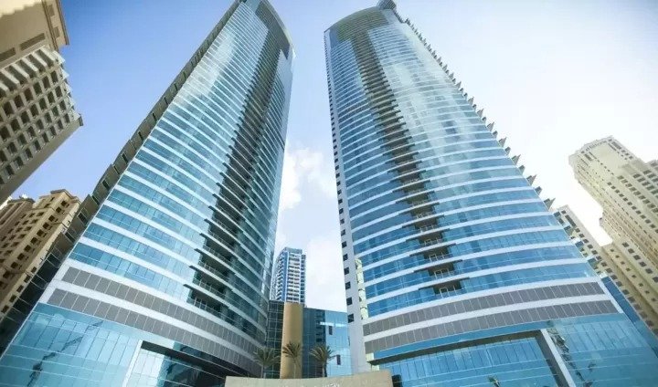Al Fattan Marine Twin Towers Dubai.jpg