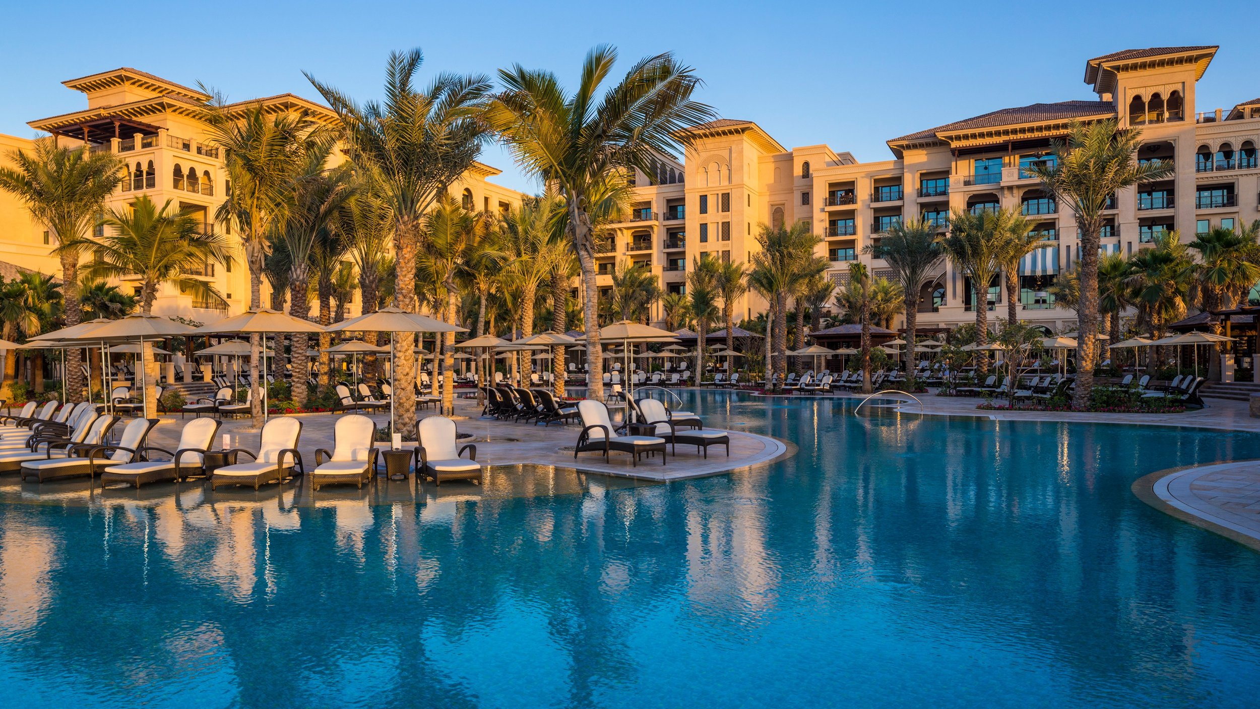 FOUR SEASONS HOTEL AND RESORTS DUBAI.jpg