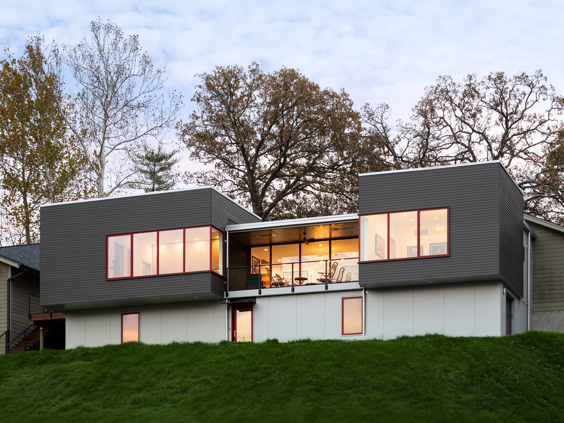 Monty Residence